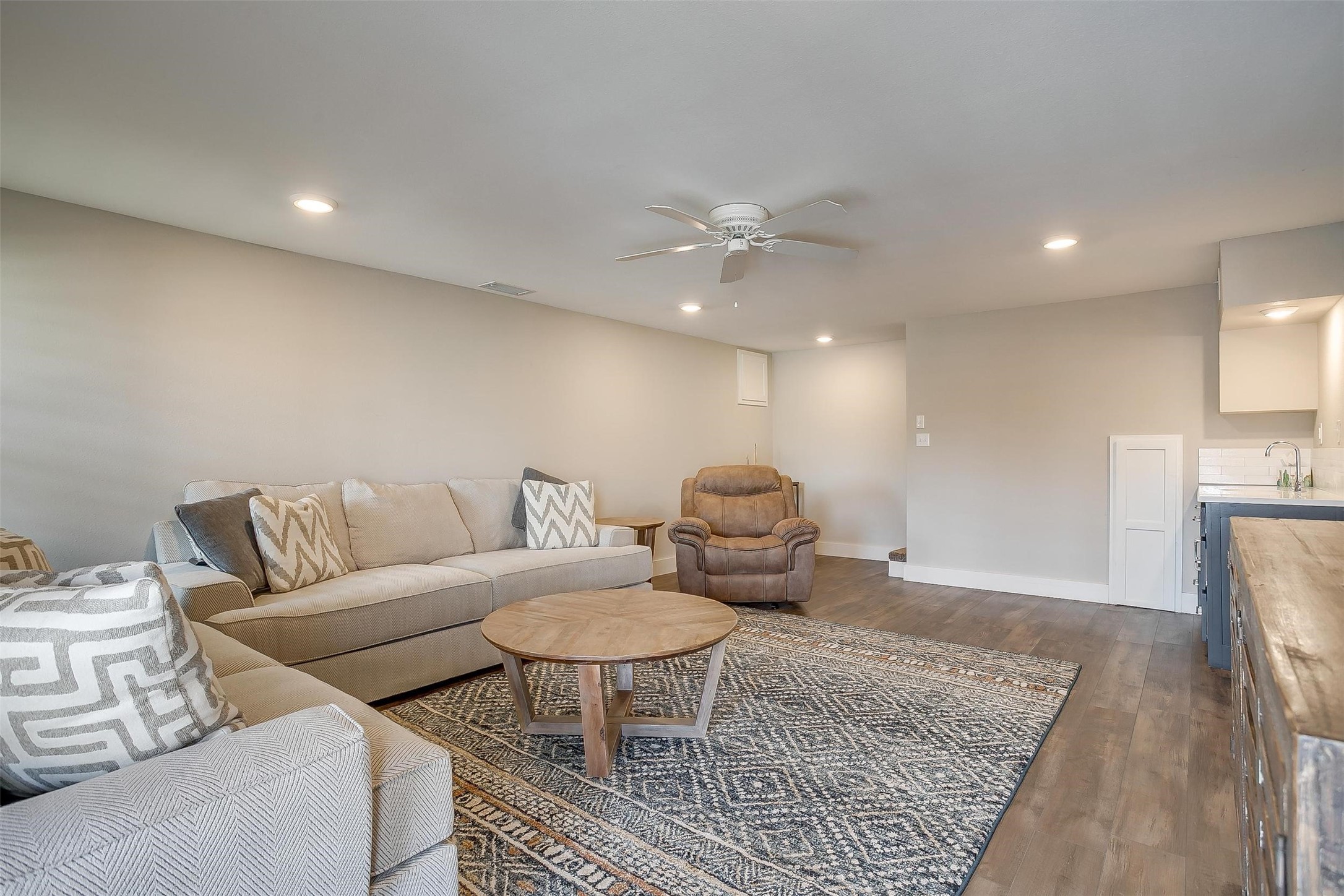4045 Dakota Trail