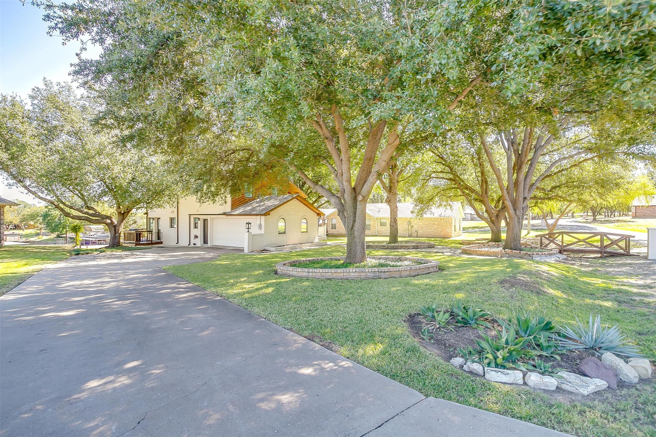 4045 Dakota Trail