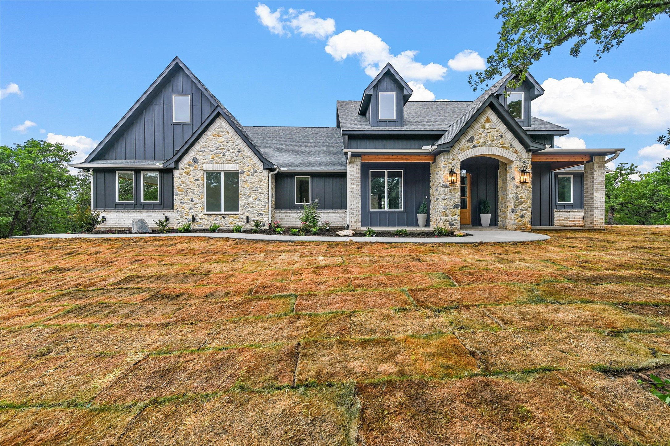 193 Mountain View Court