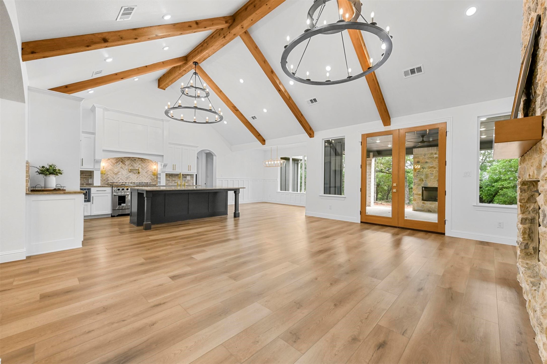193 Mountain View Court