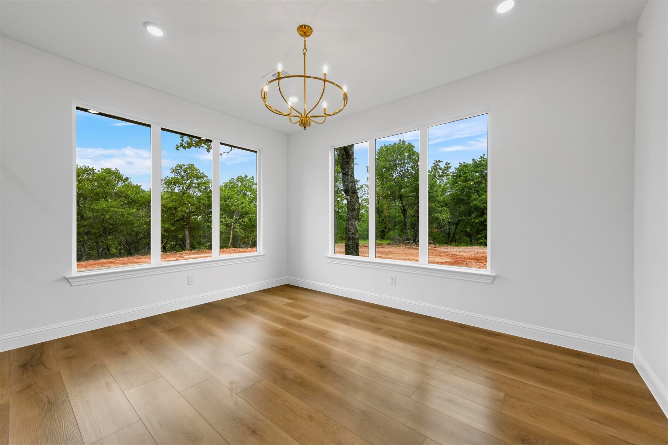193 Mountain View Court