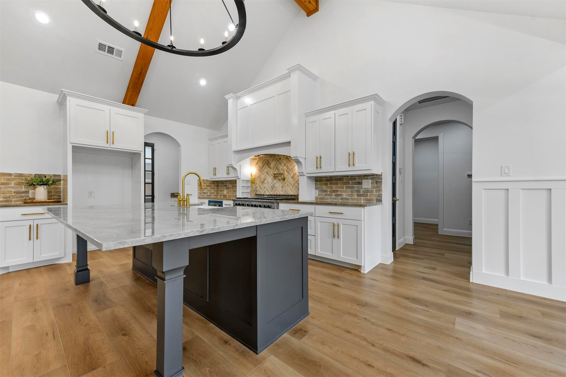 193 Mountain View Court