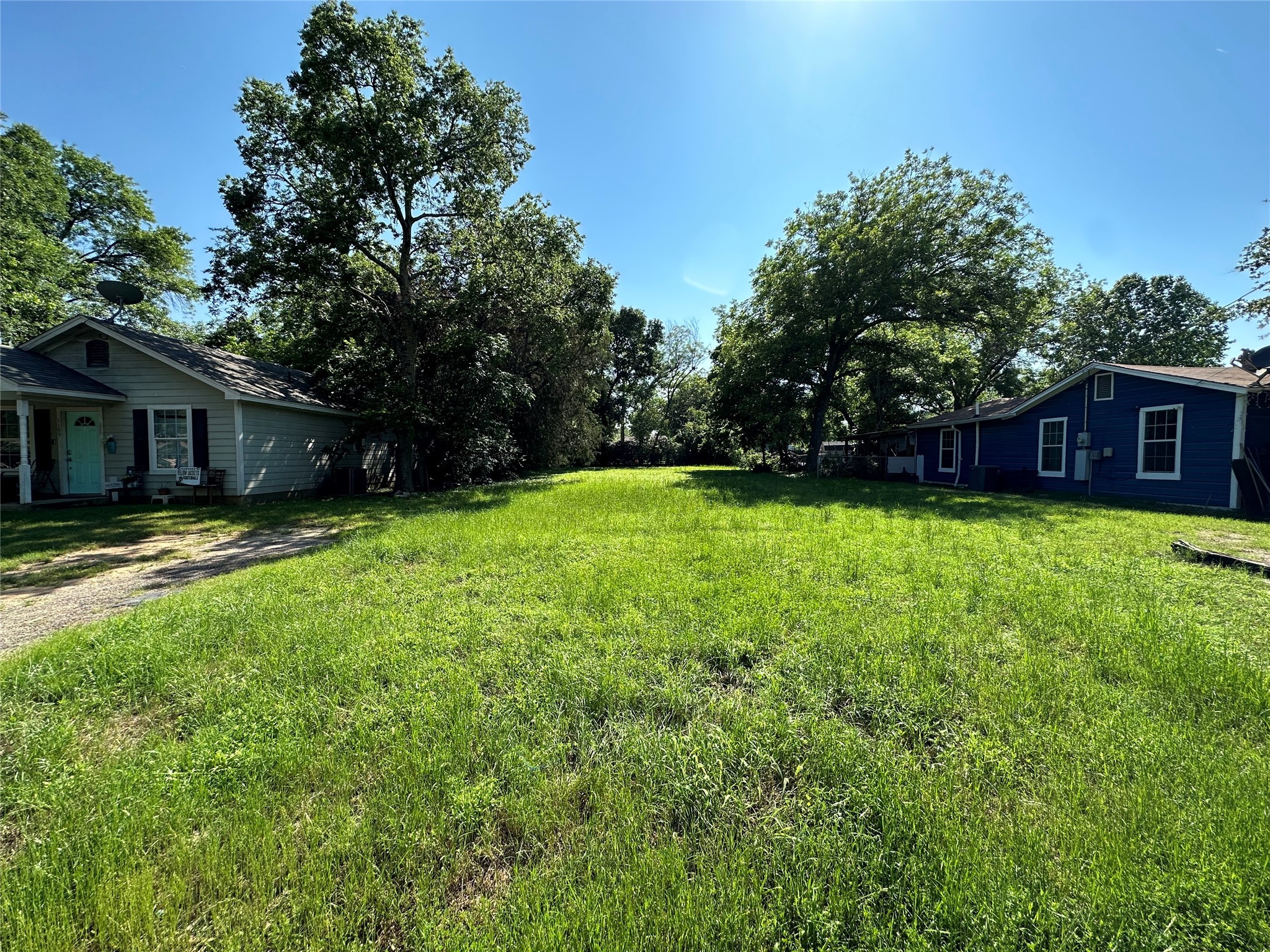 1107 N Walnut Street
