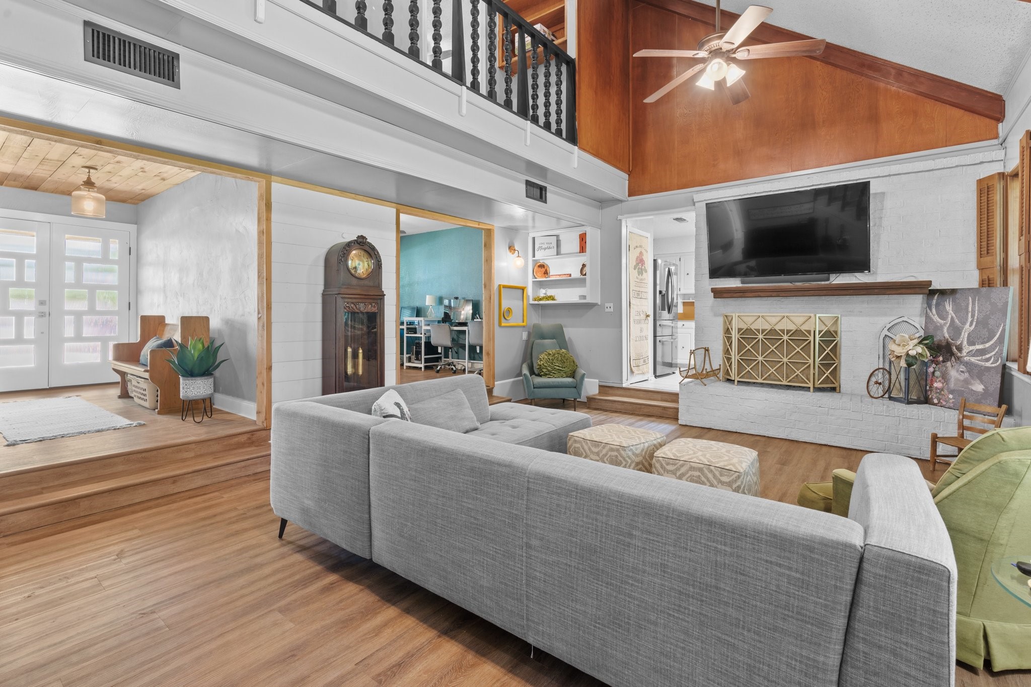 804 Country Club Drive