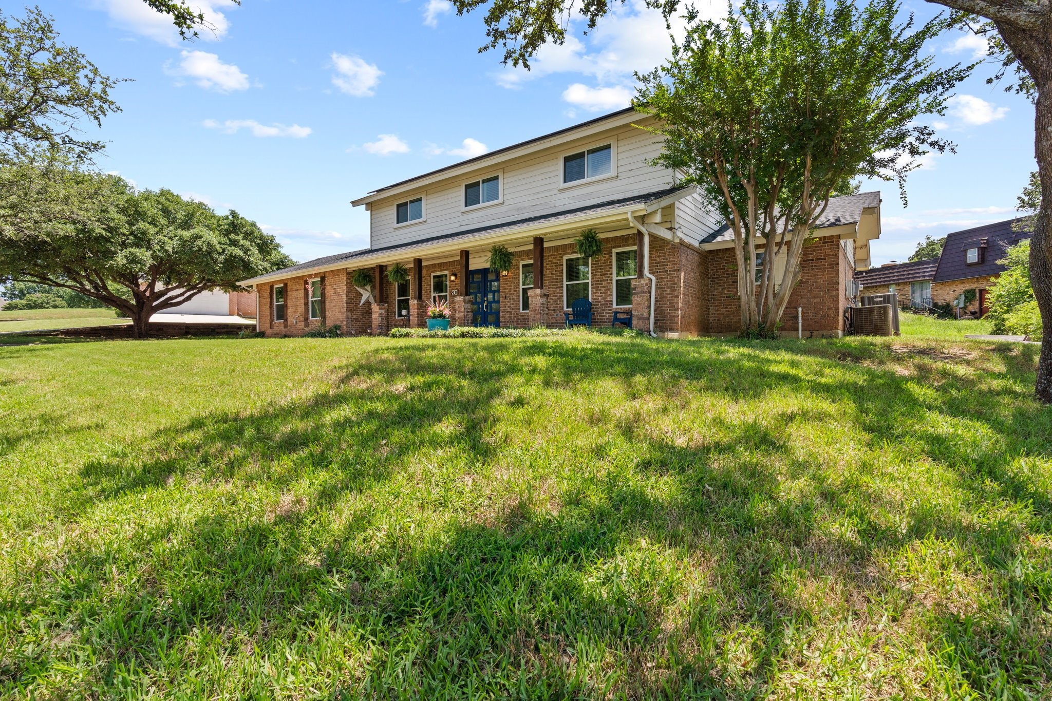 804 Country Club Drive