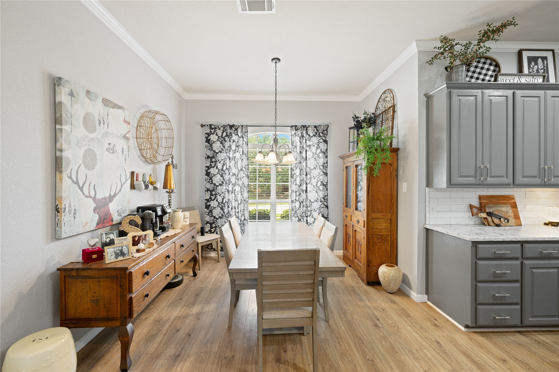 927 White Marlin Drive