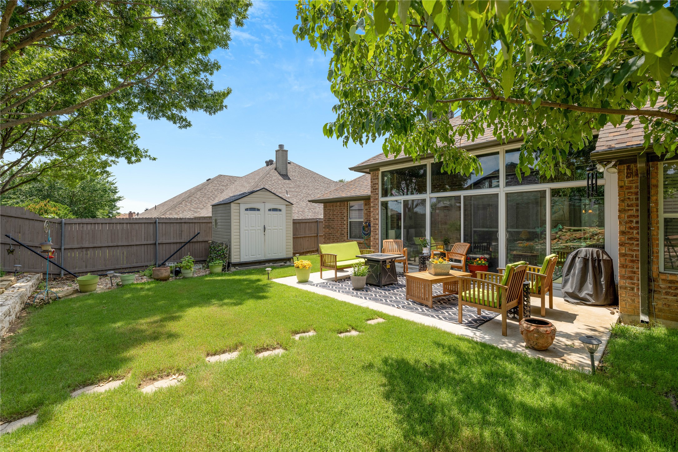 927 White Marlin Drive