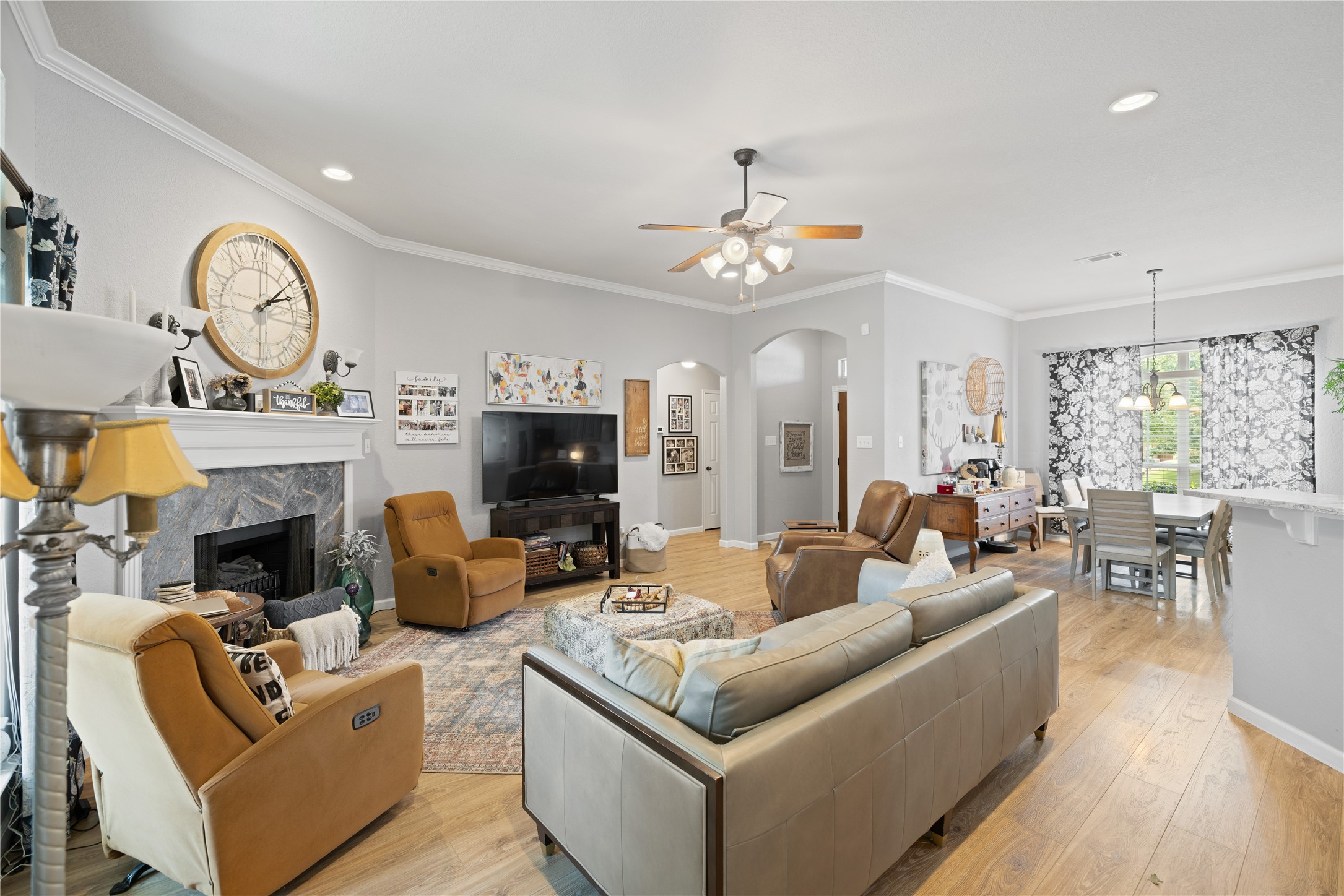 927 White Marlin Drive
