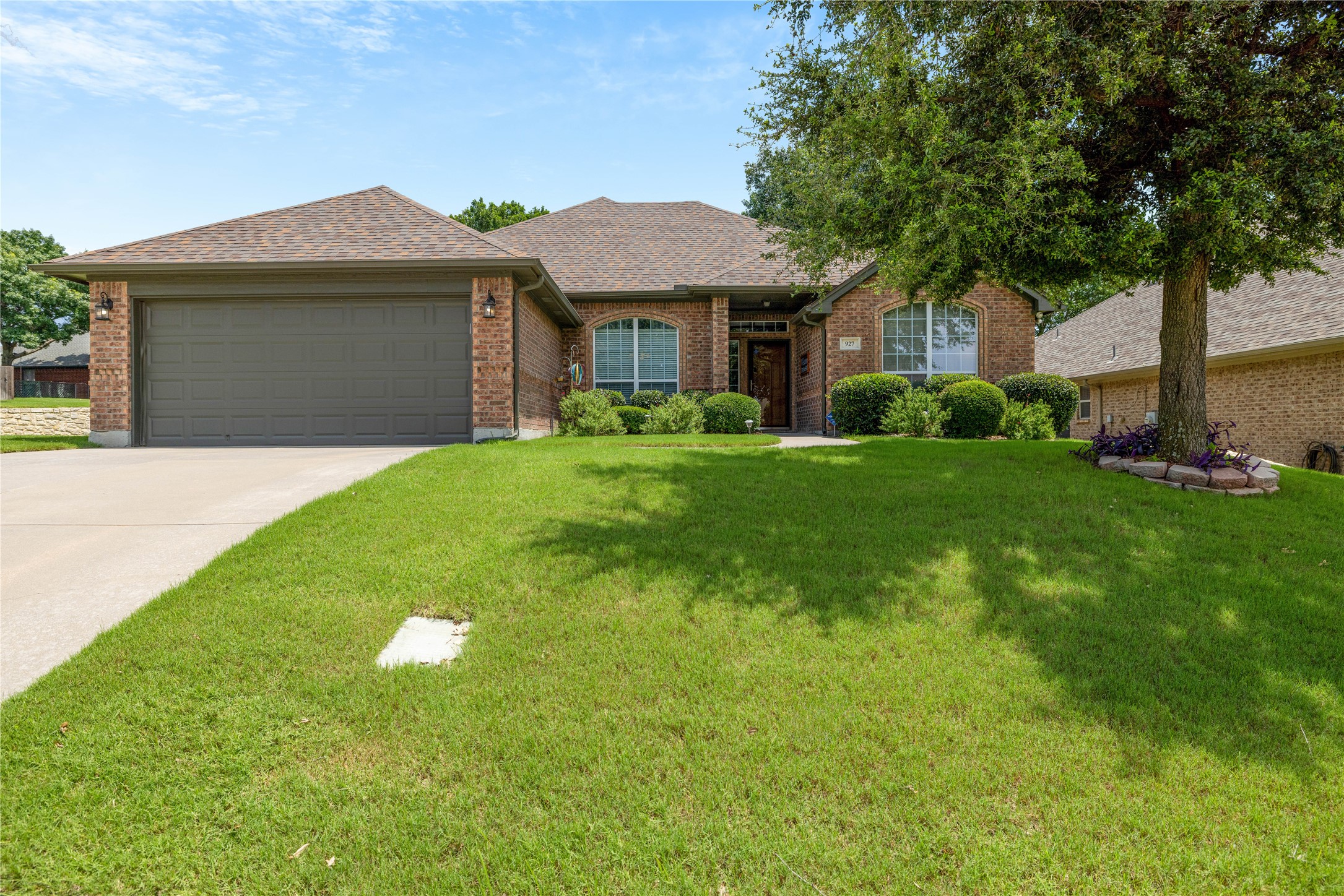 927 White Marlin Drive