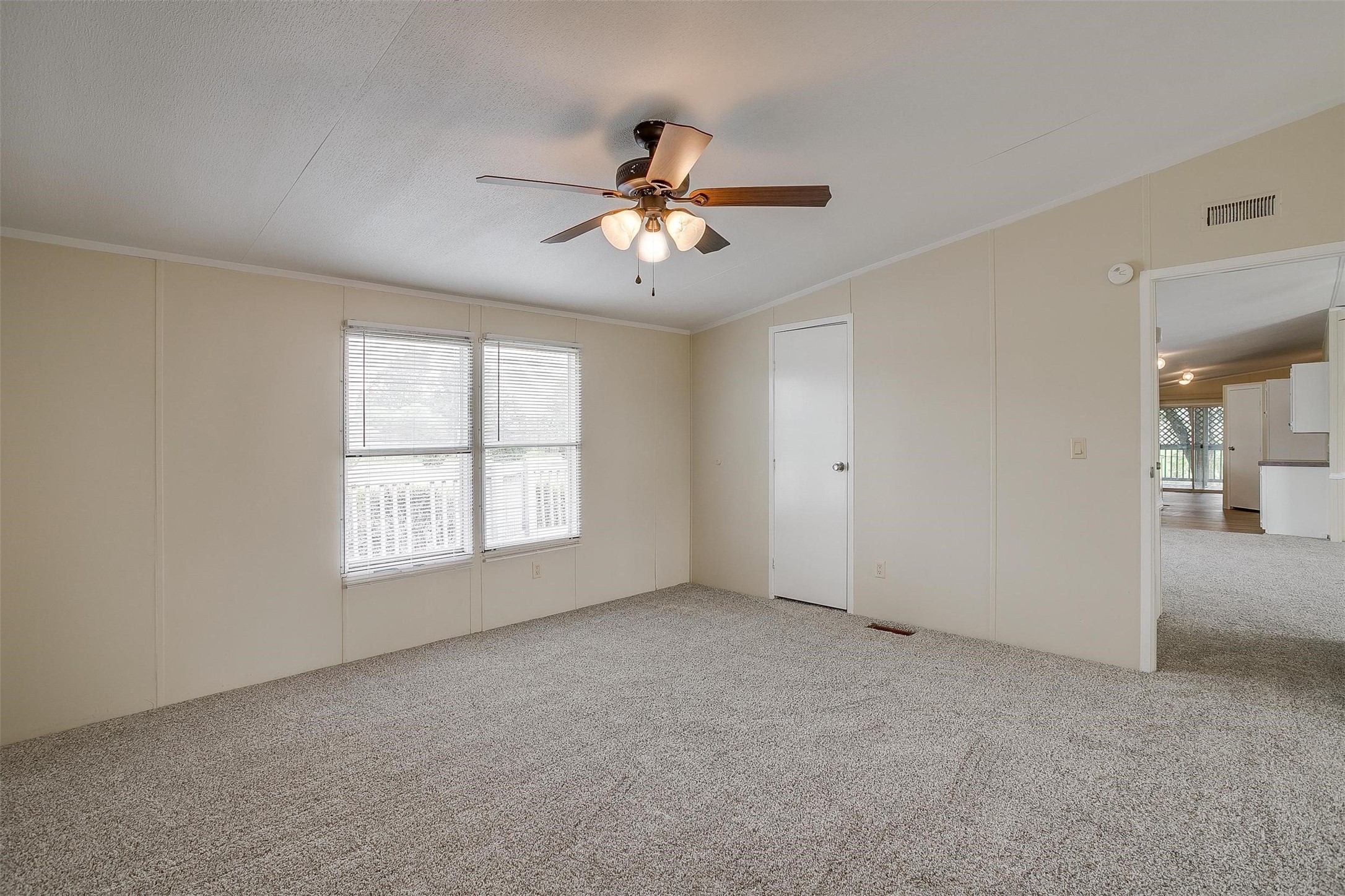 183 Private Road 4434