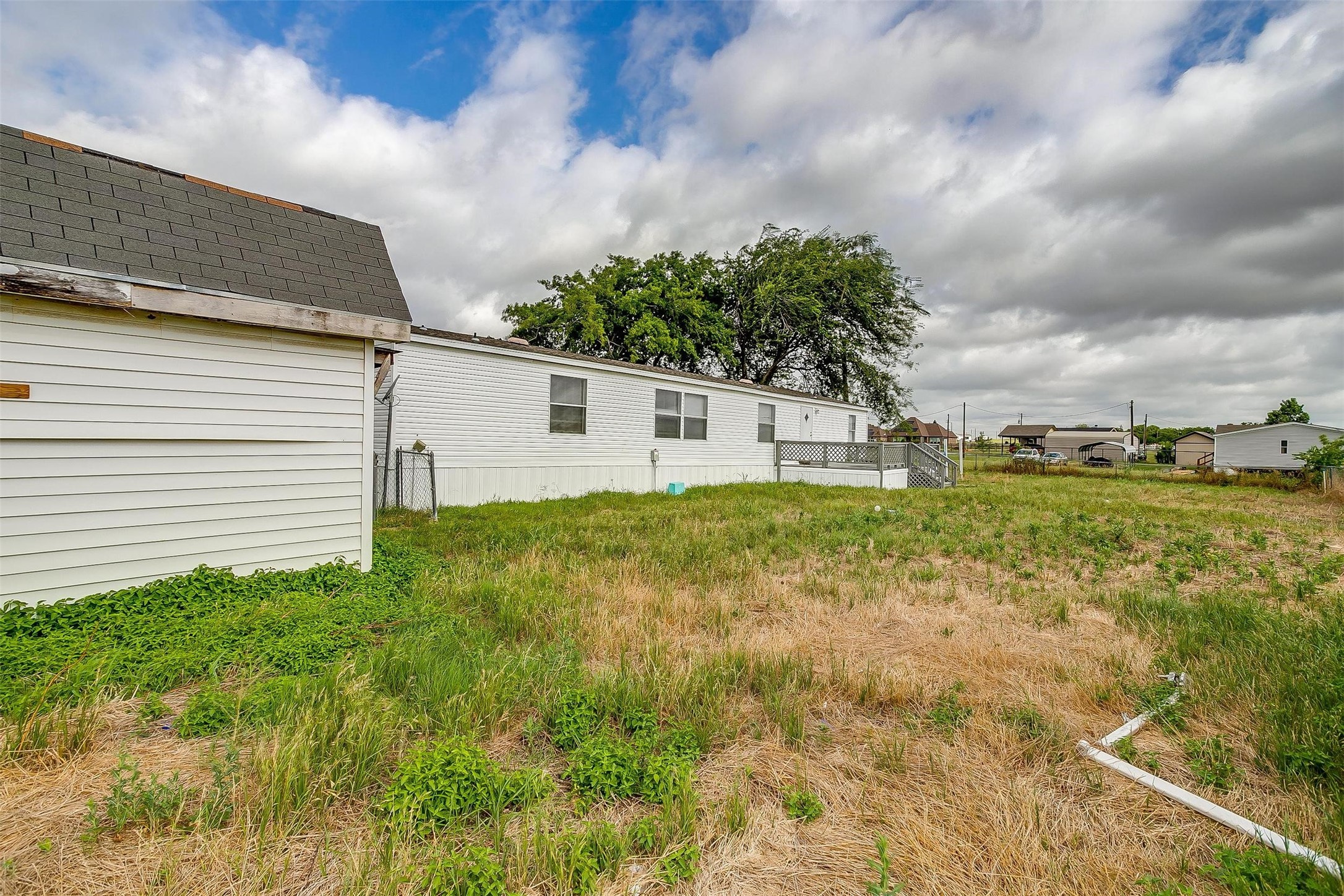 183 Private Road 4434