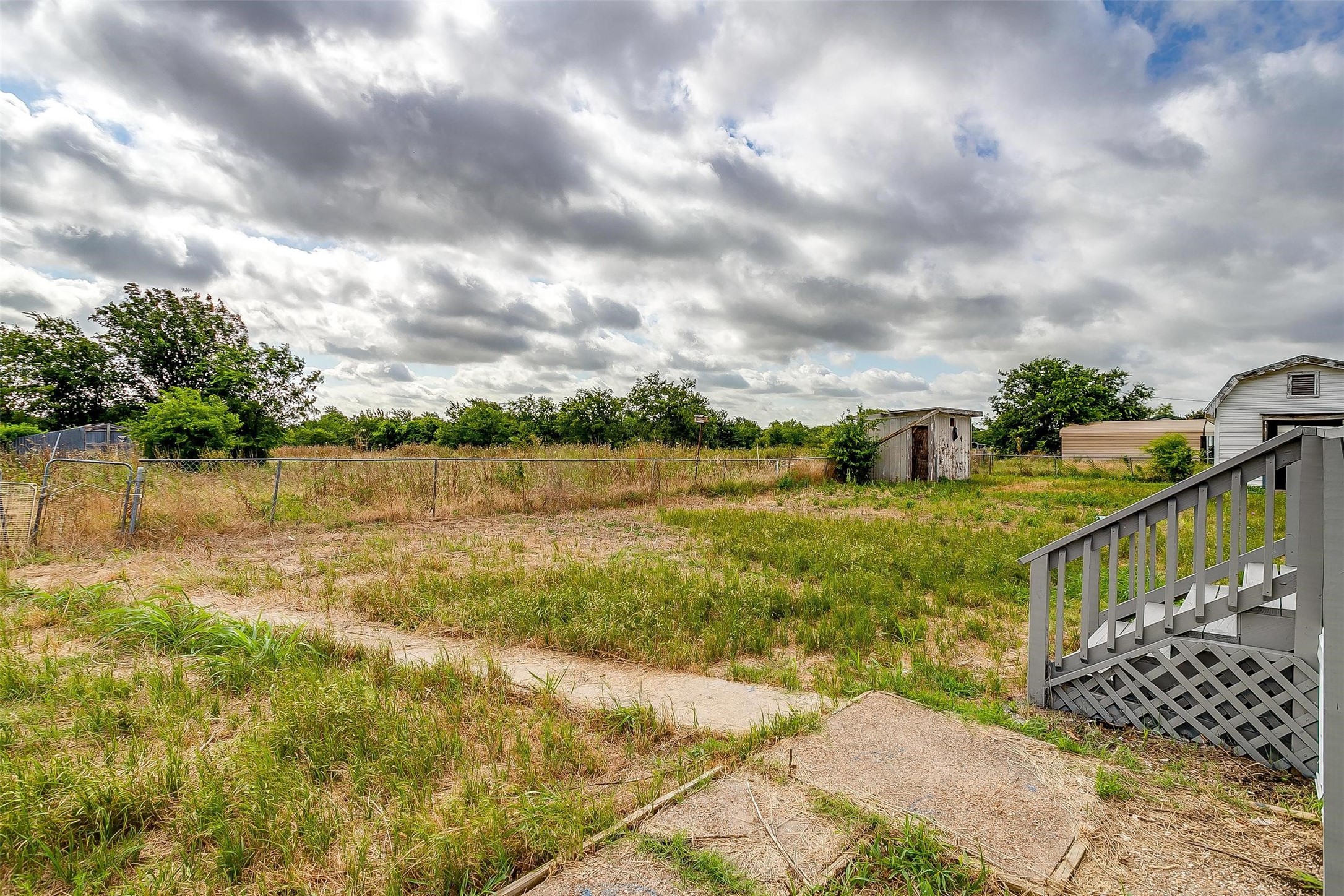 183 Private Road 4434