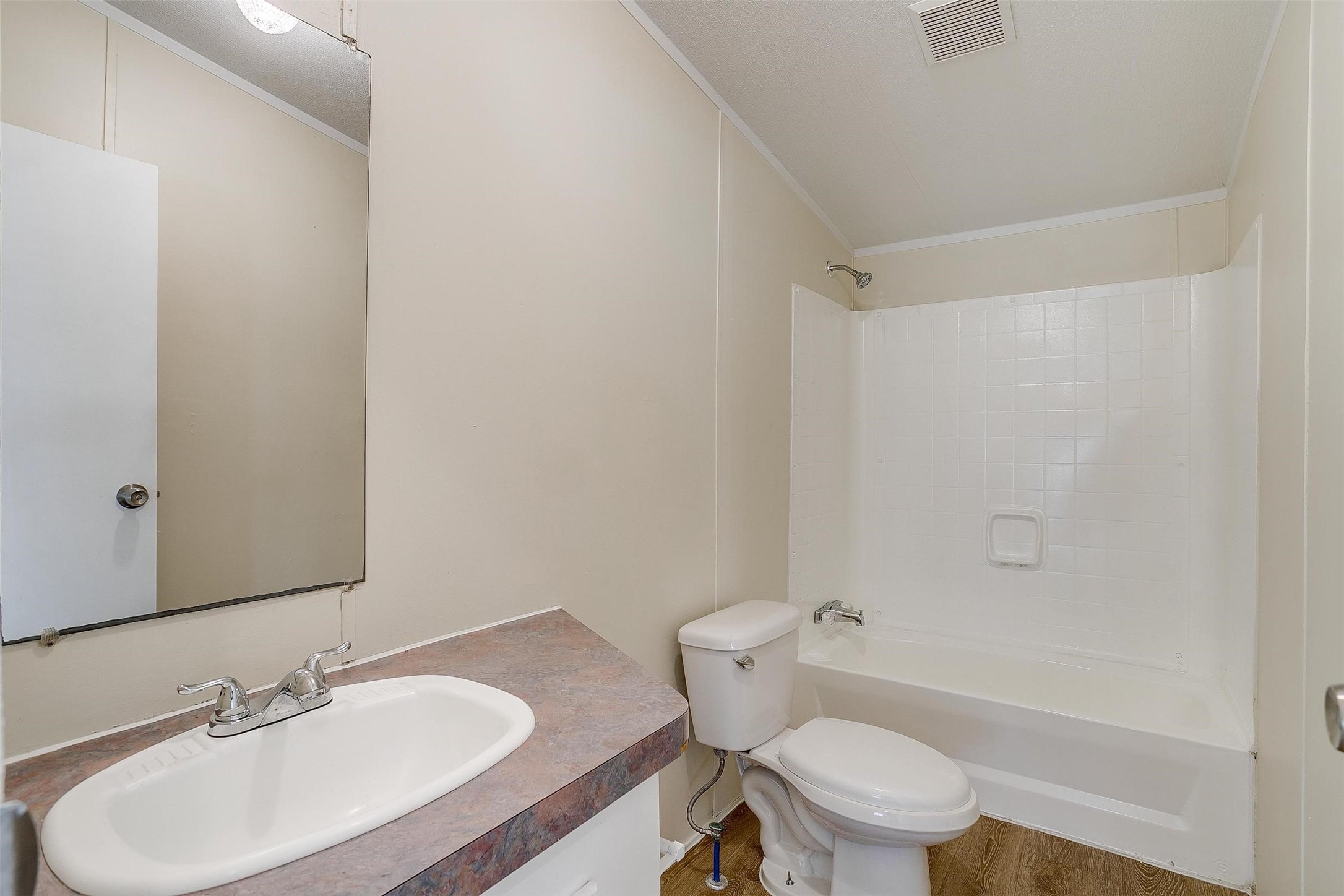 183 Private Road 4434