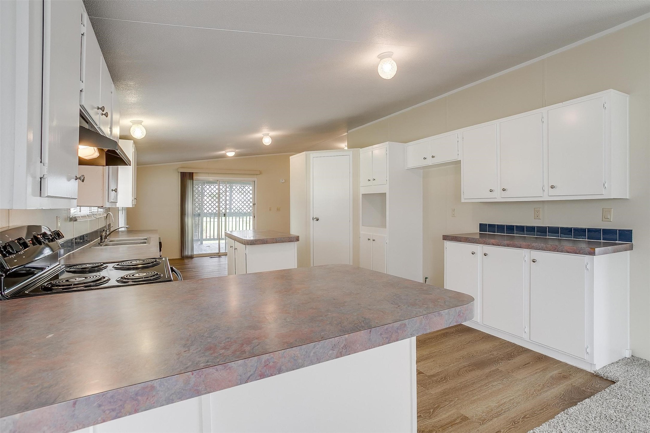 183 Private Road 4434