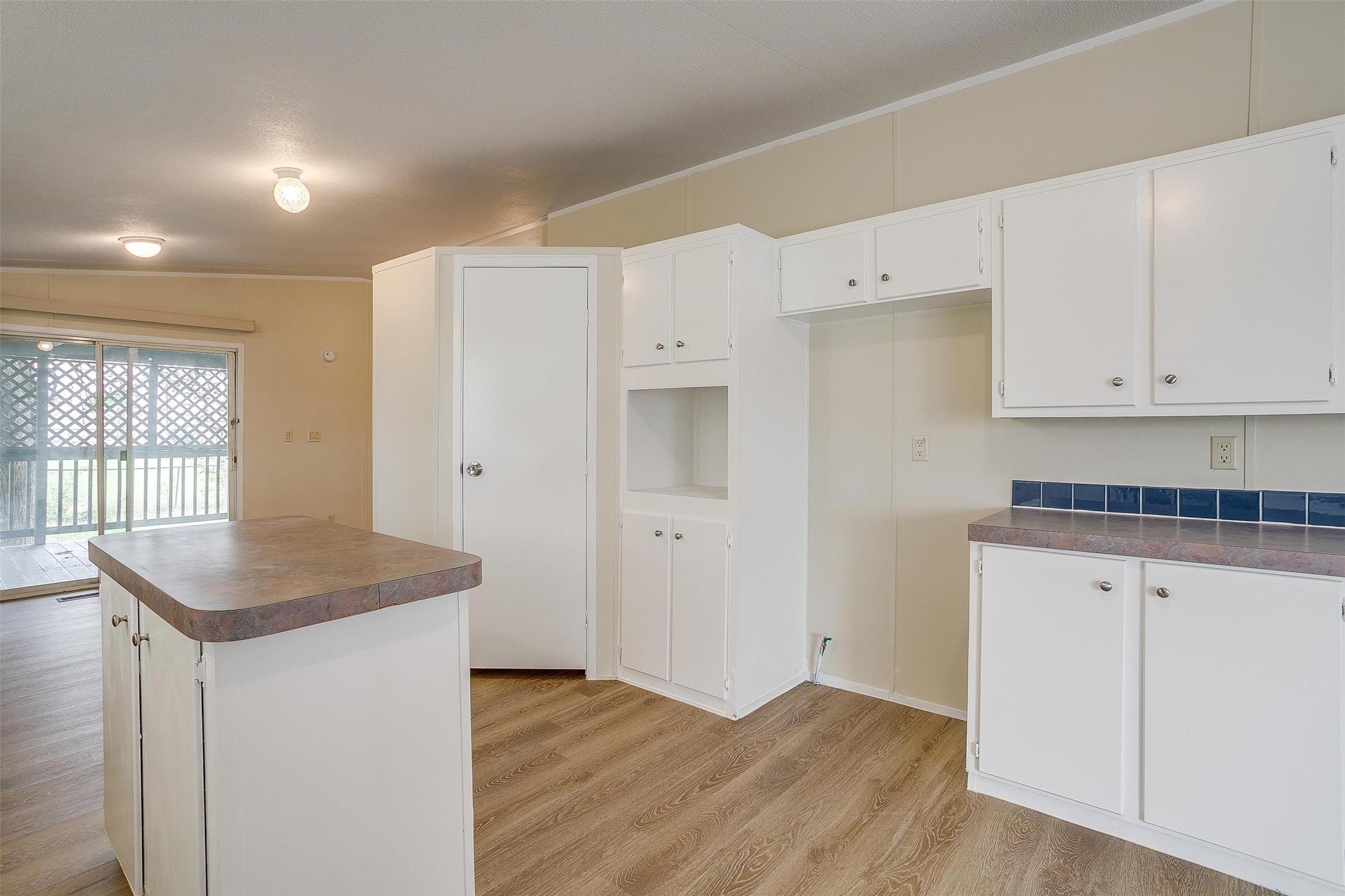 183 Private Road 4434