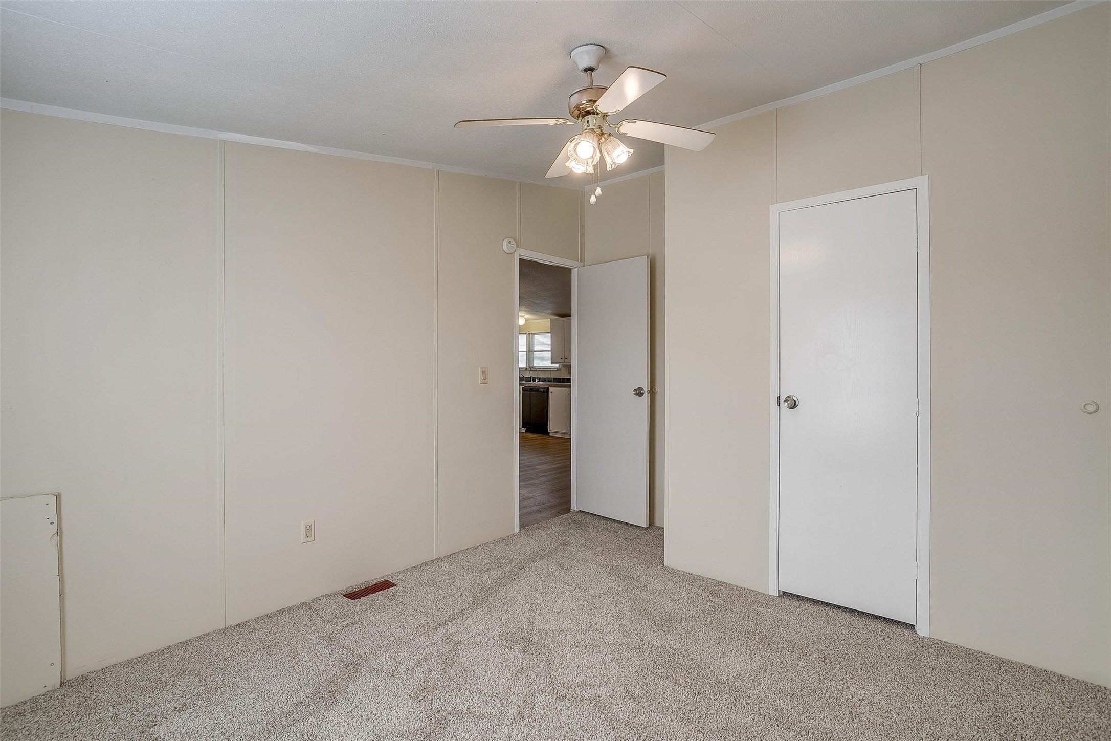 183 Private Road 4434