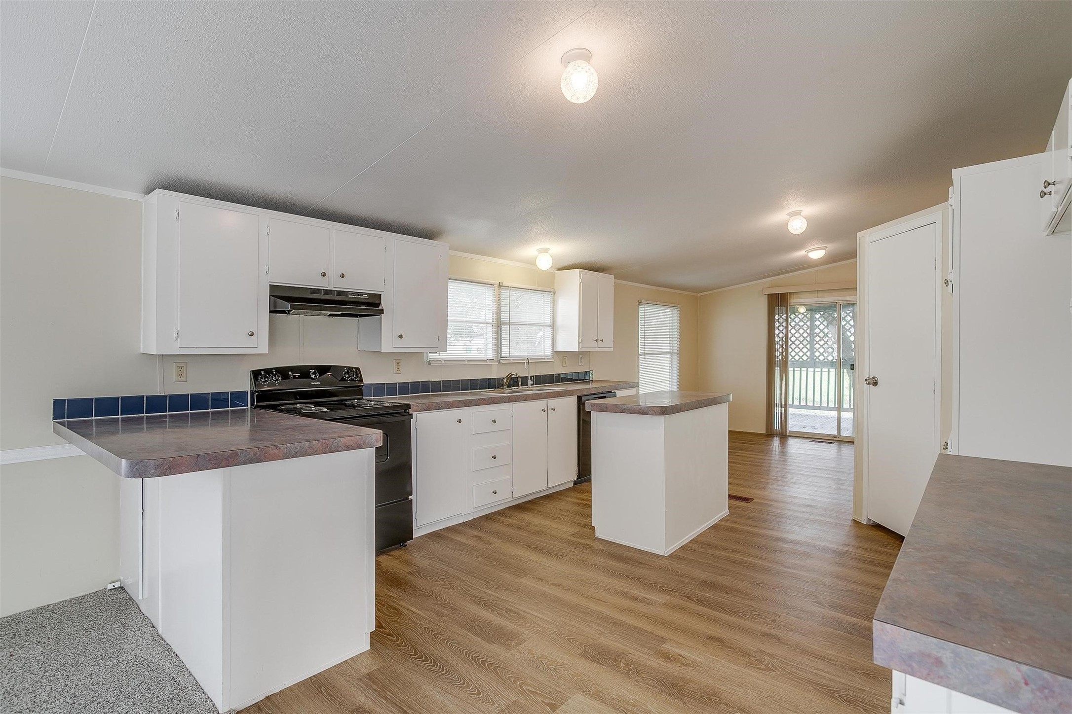 183 Private Road 4434