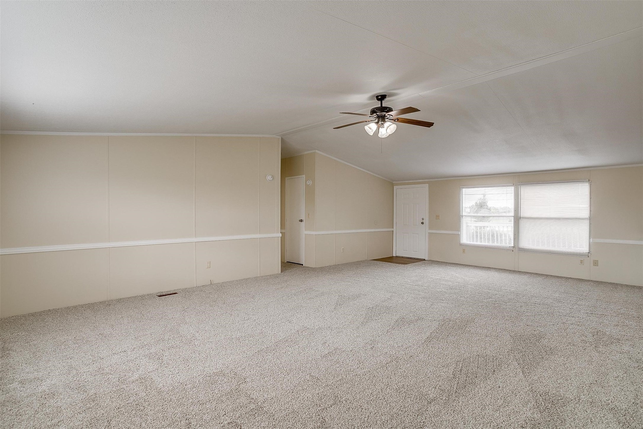 183 Private Road 4434