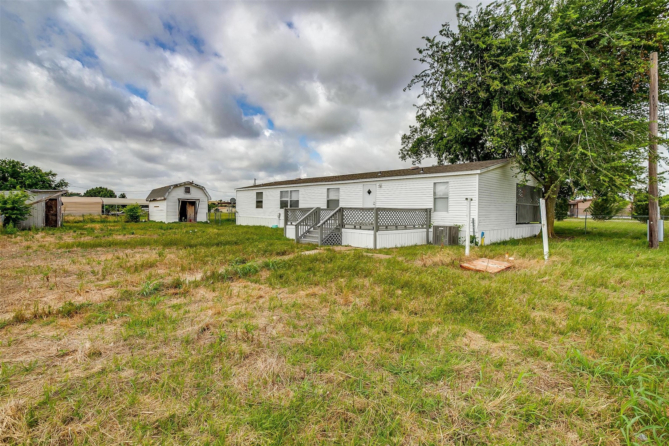 183 Private Road 4434