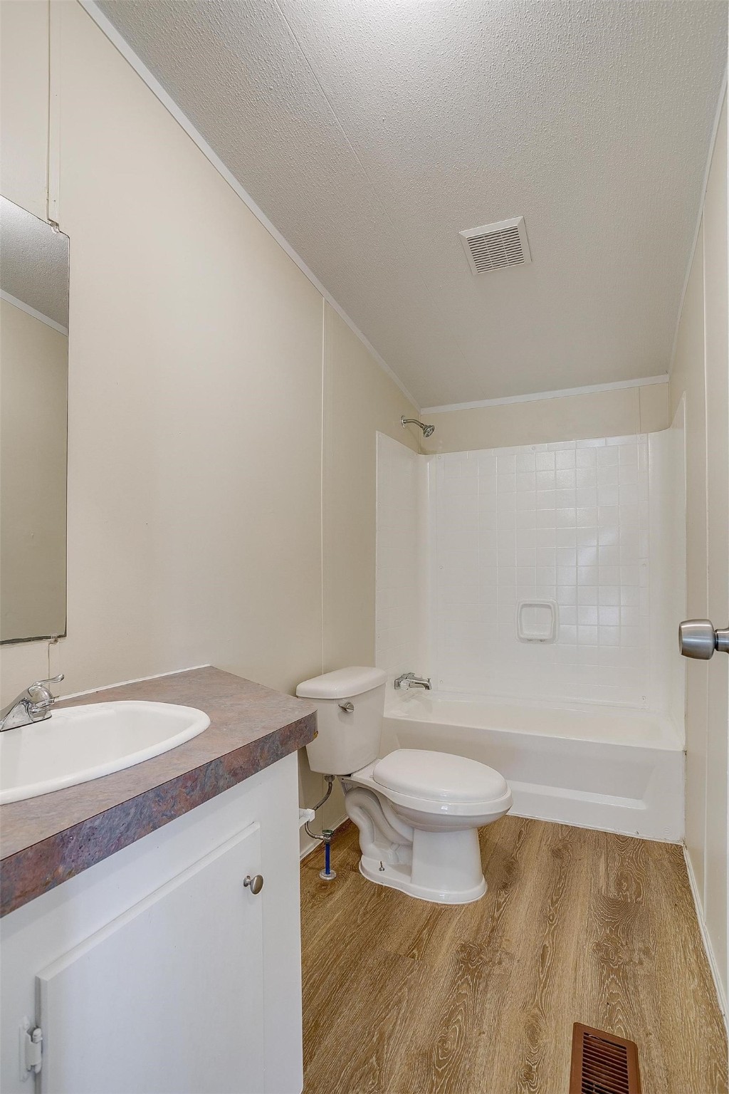 183 Private Road 4434