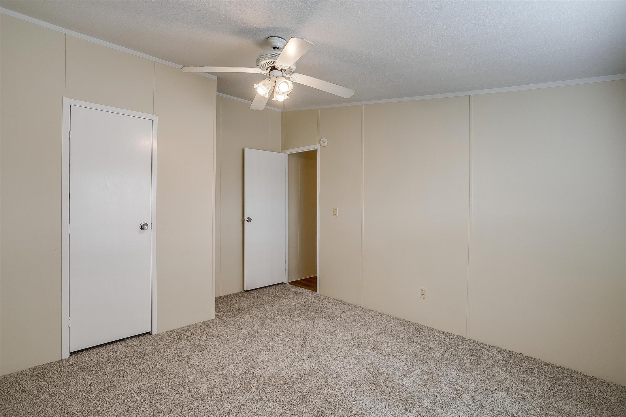 183 Private Road 4434