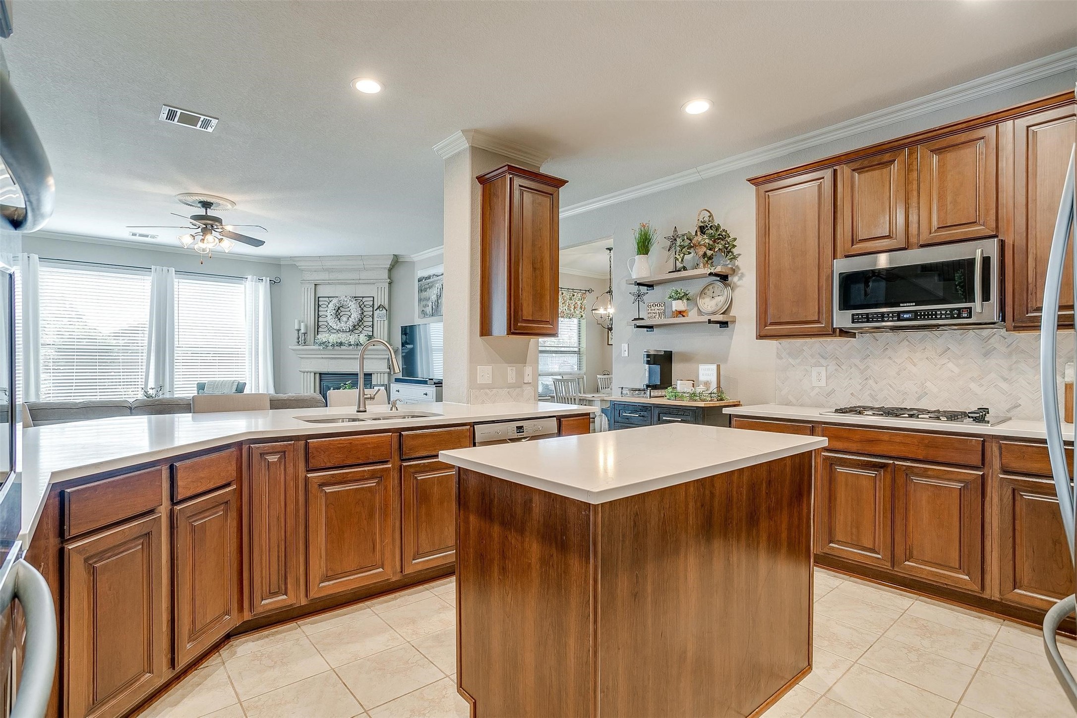 808 Valley Ridge Road