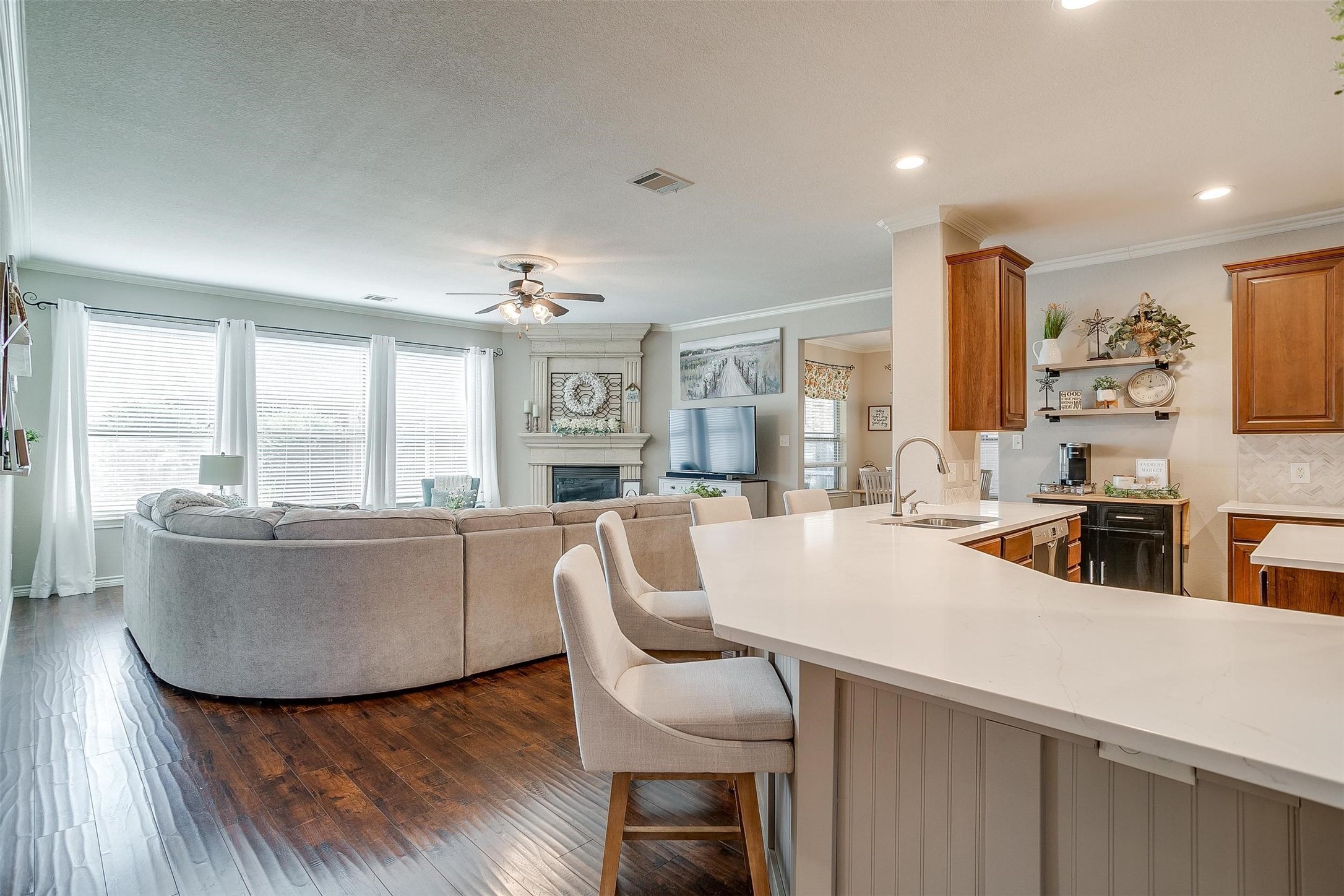 808 Valley Ridge Road