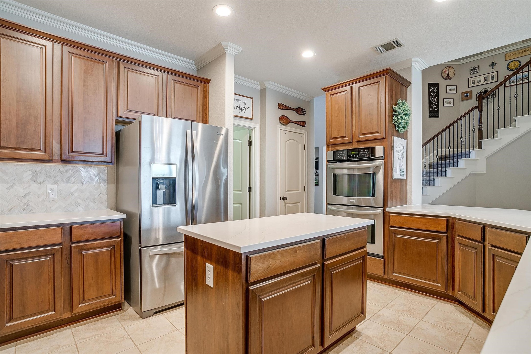 808 Valley Ridge Road