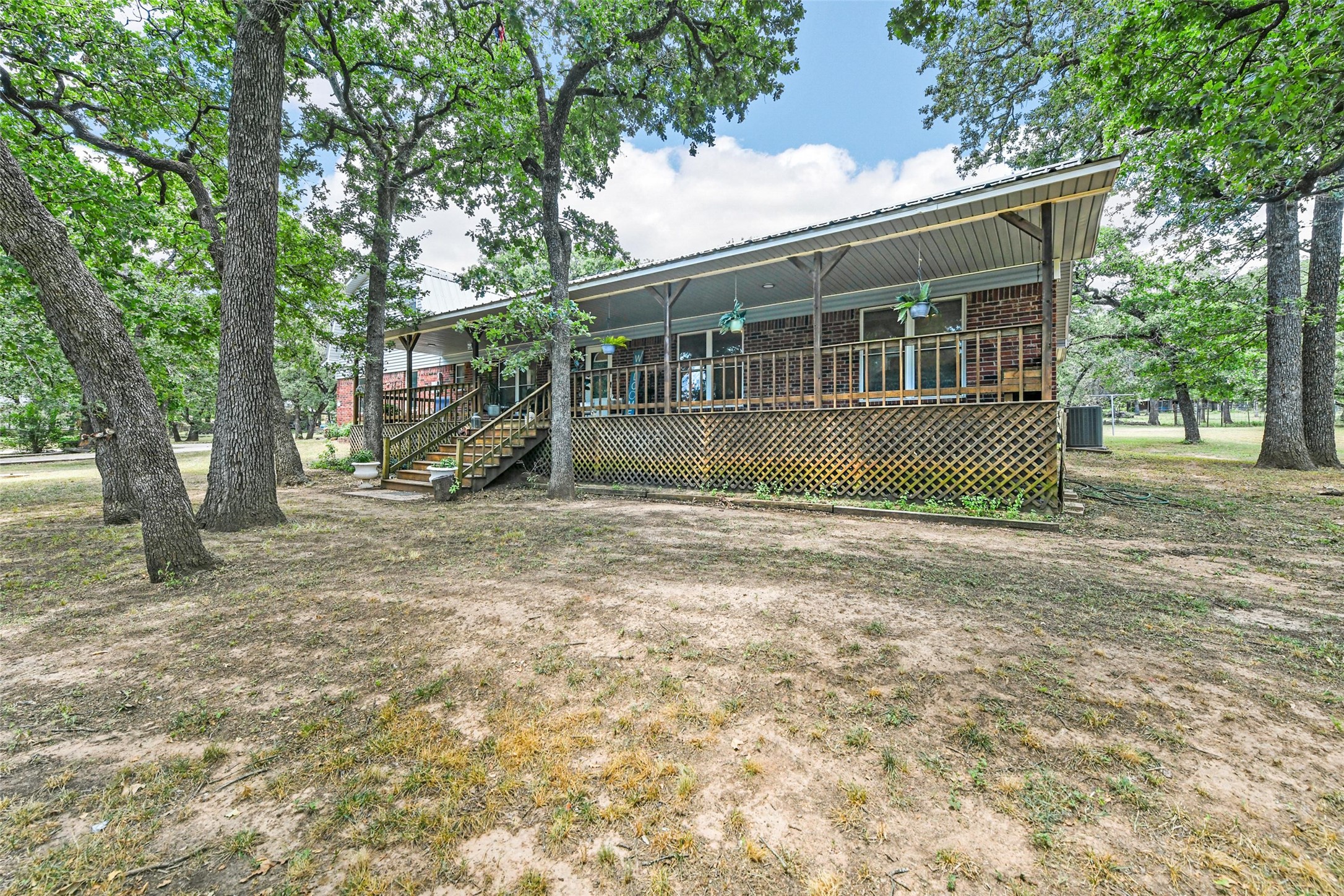 1200 Caddo Peak Trail