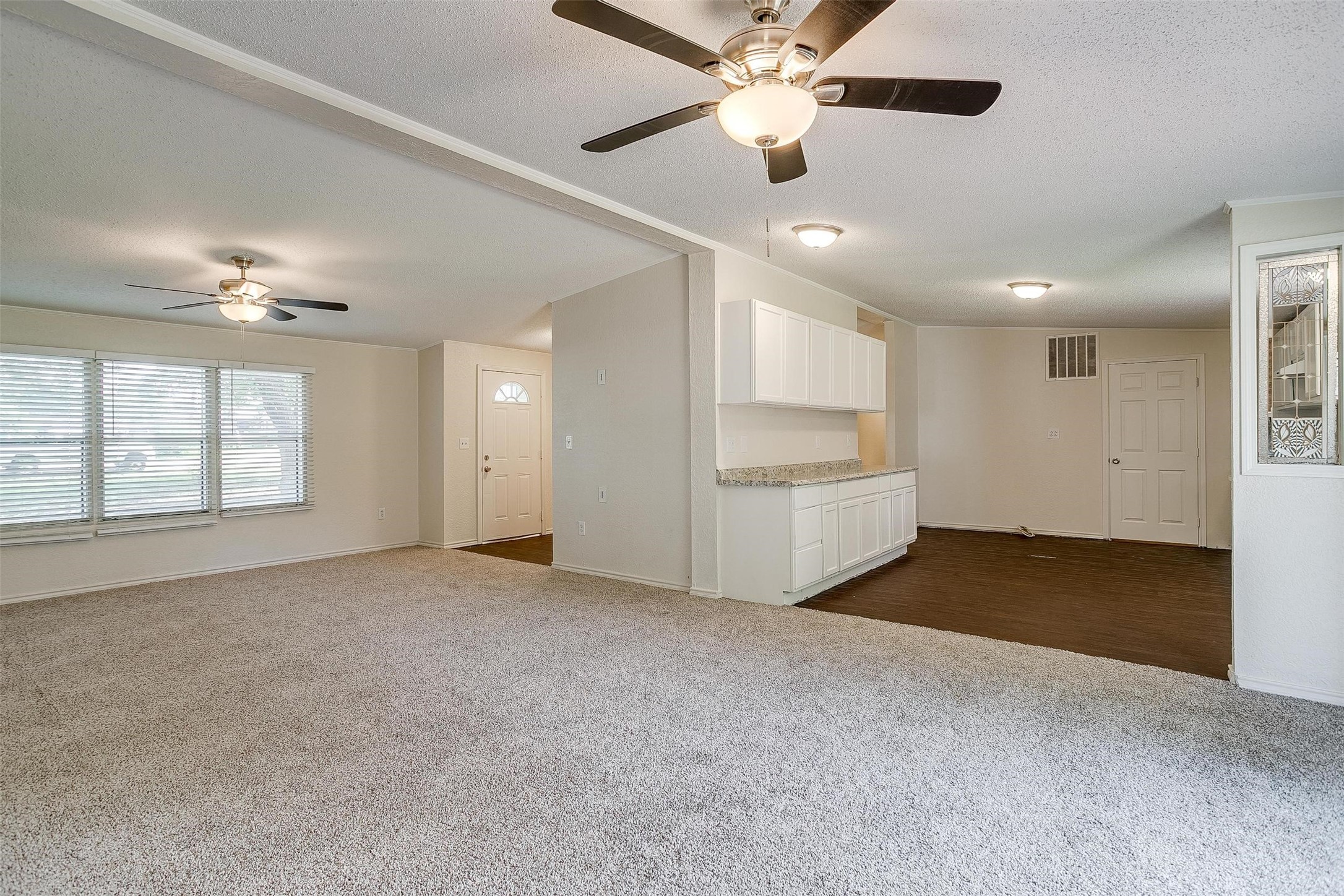 1816 Lariat Lane