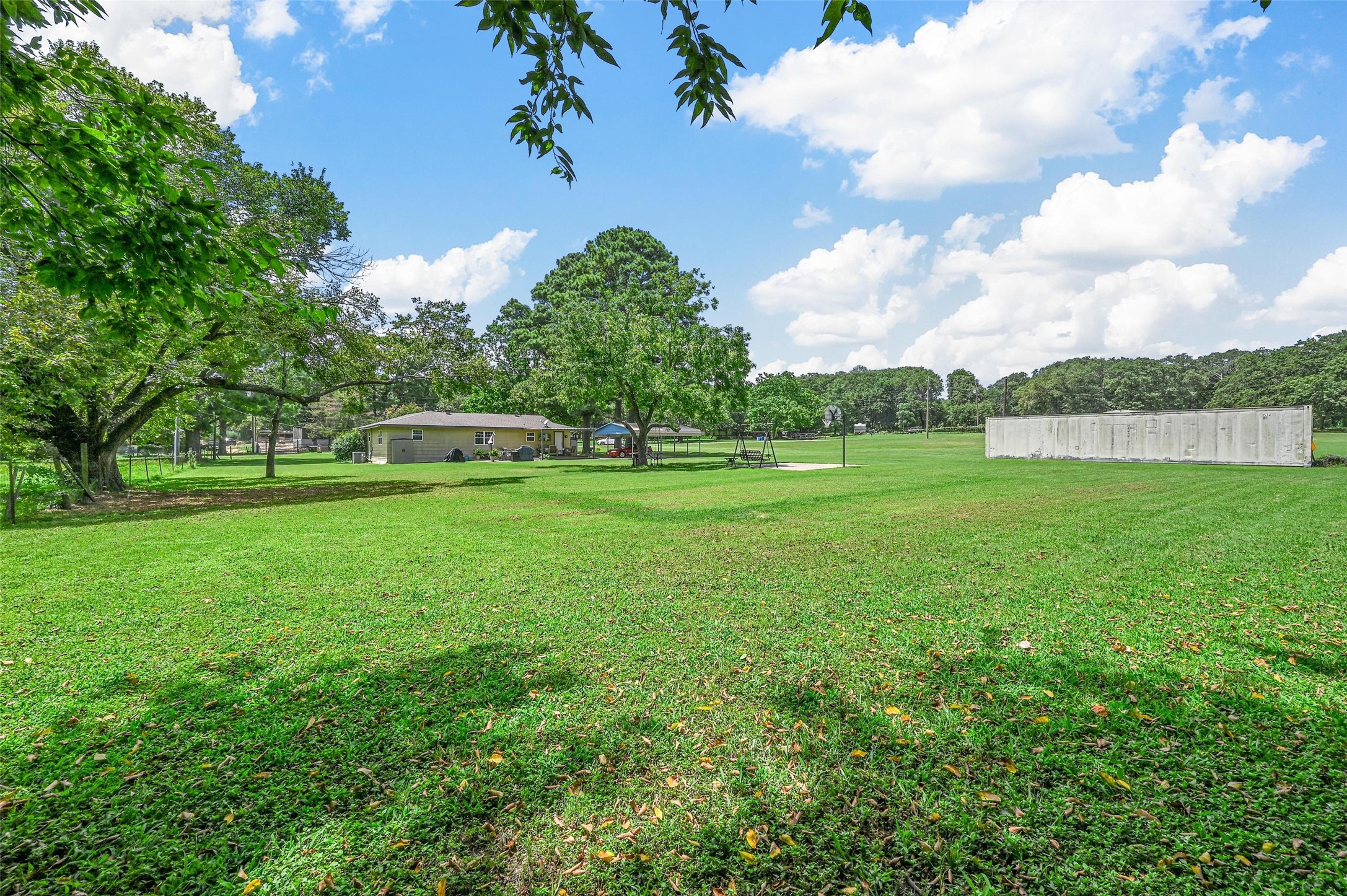 2016 Meadowview Street