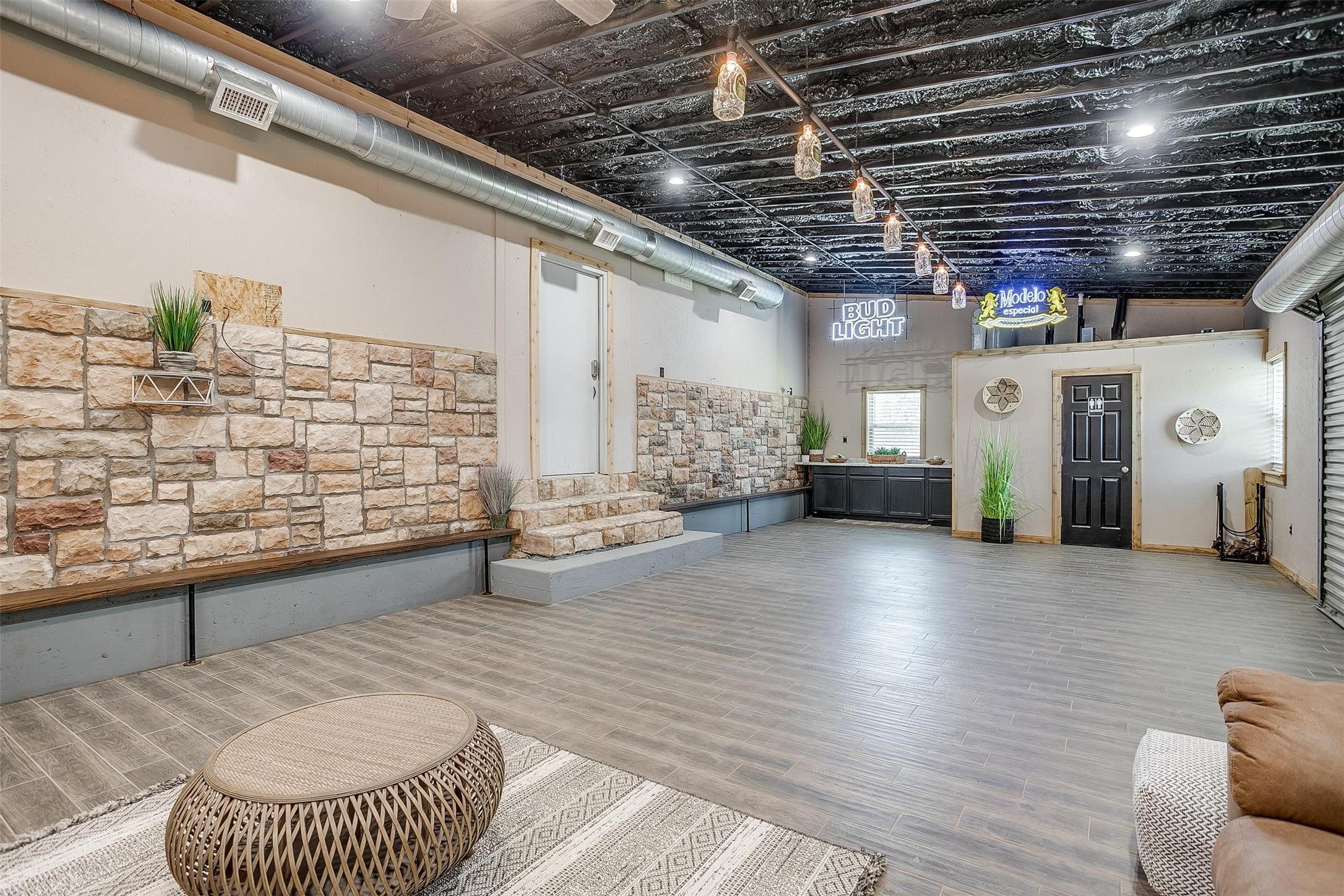 7008 County Road 527