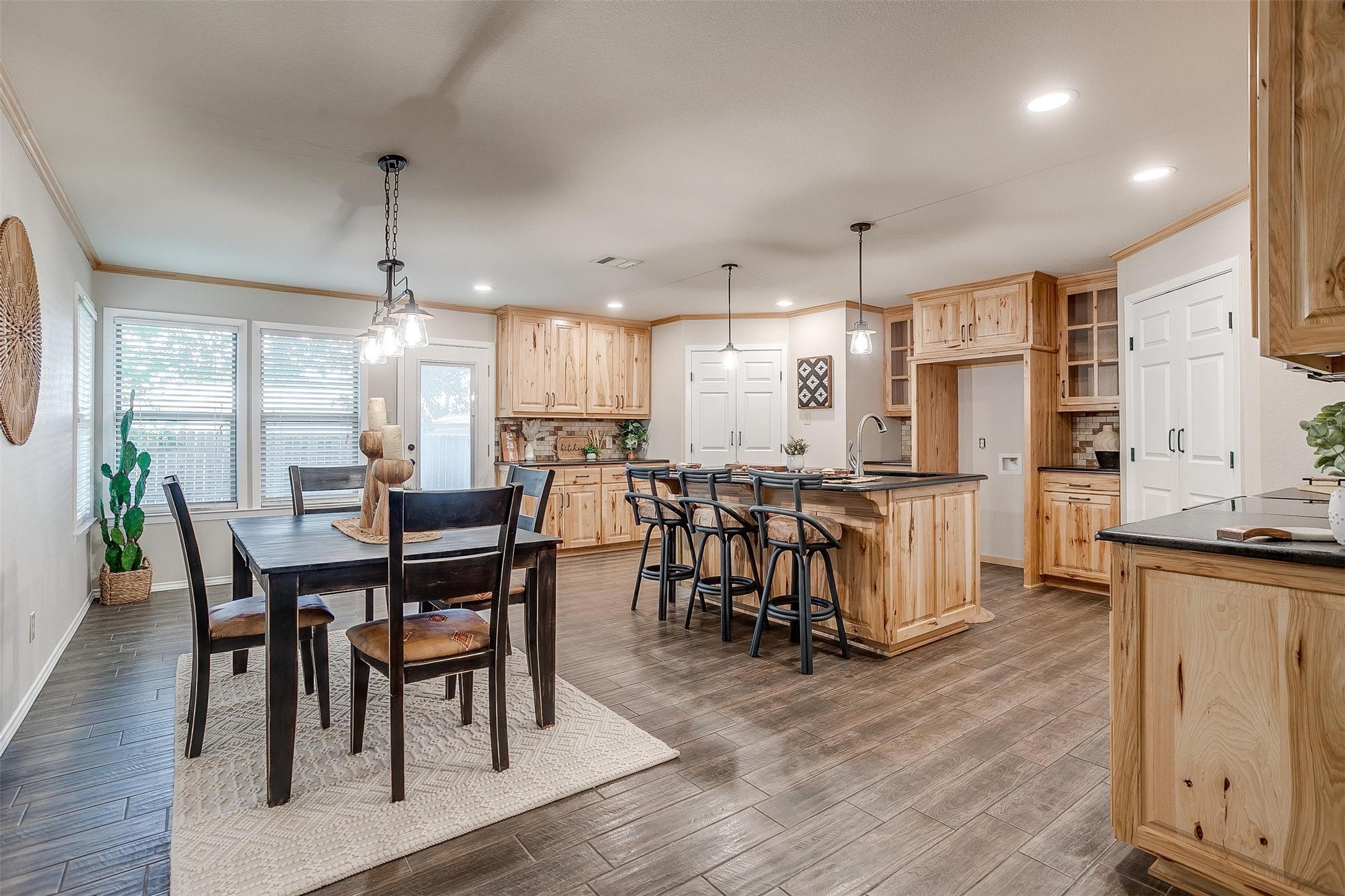 7008 County Road 527
