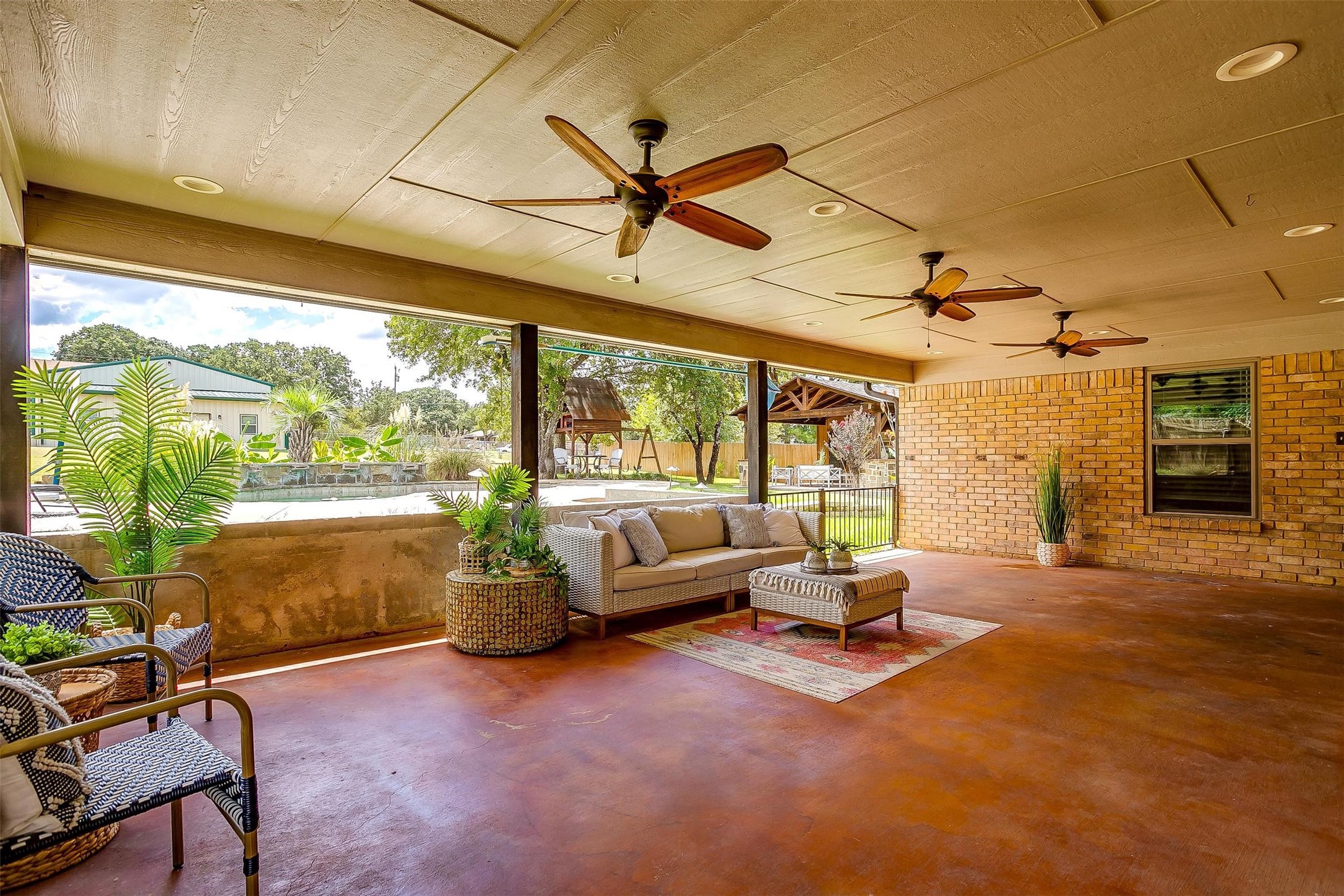 7008 County Road 527