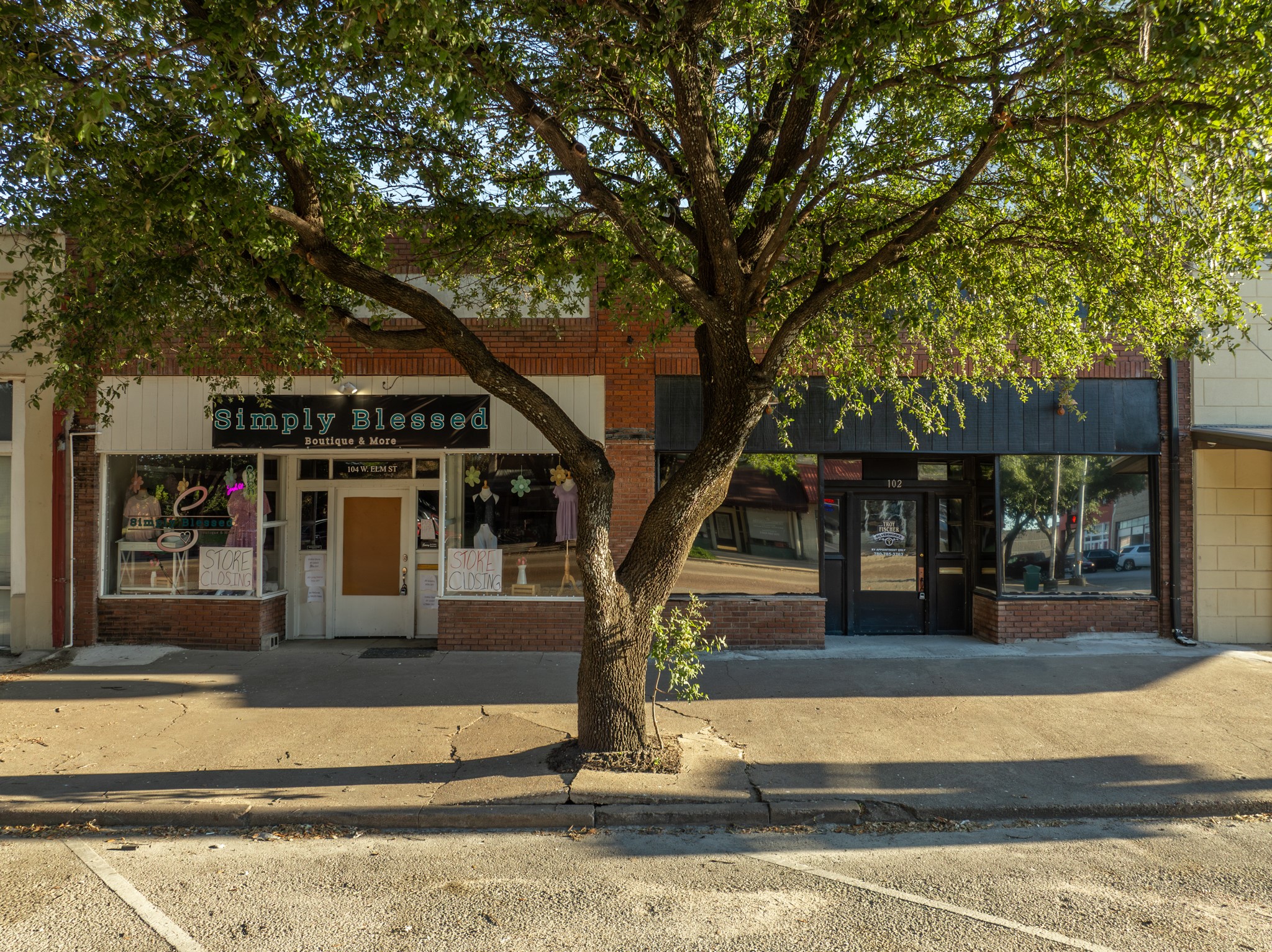 102 & 104 W Elm Street