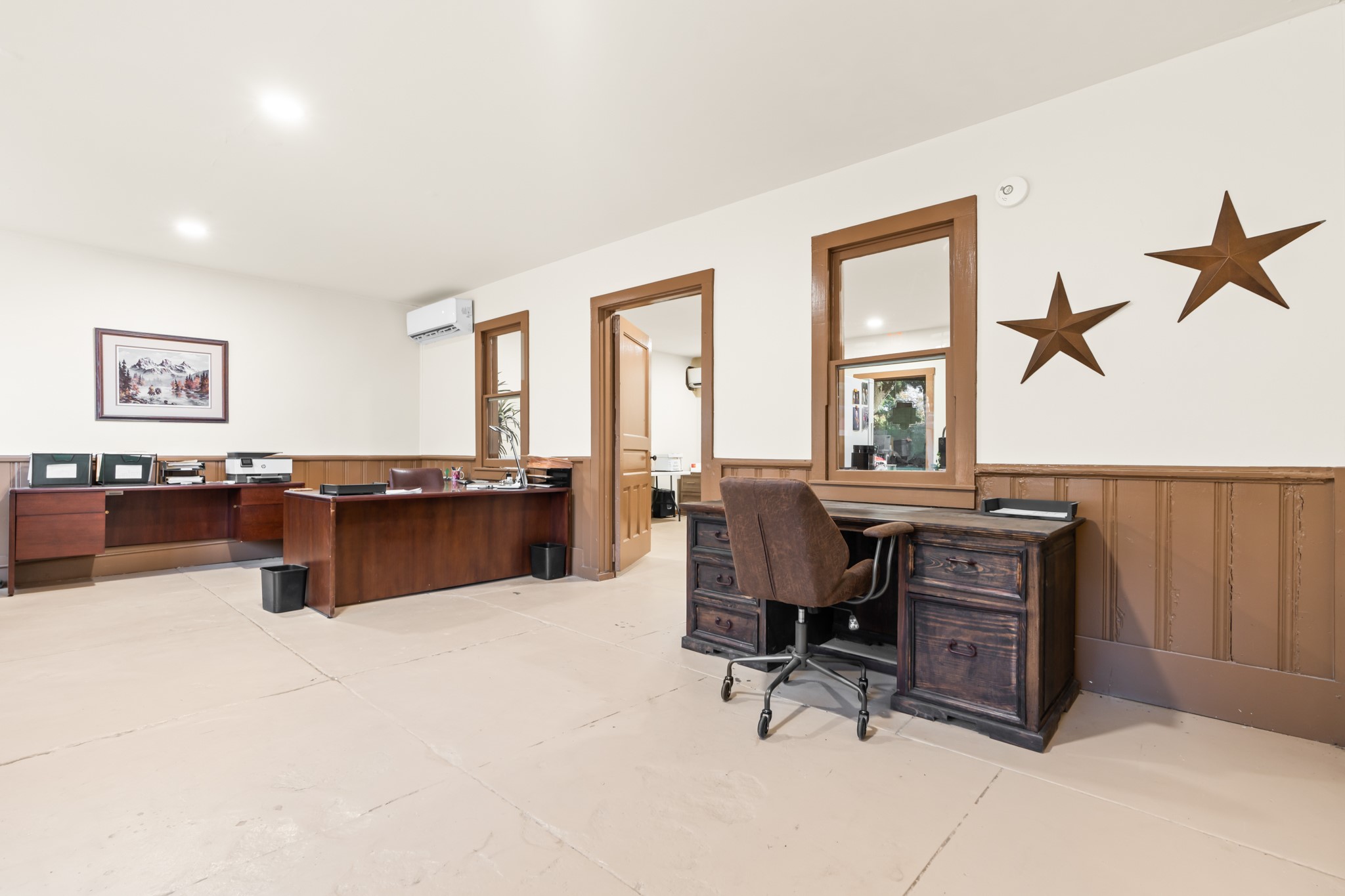 102 & 104 W Elm Street