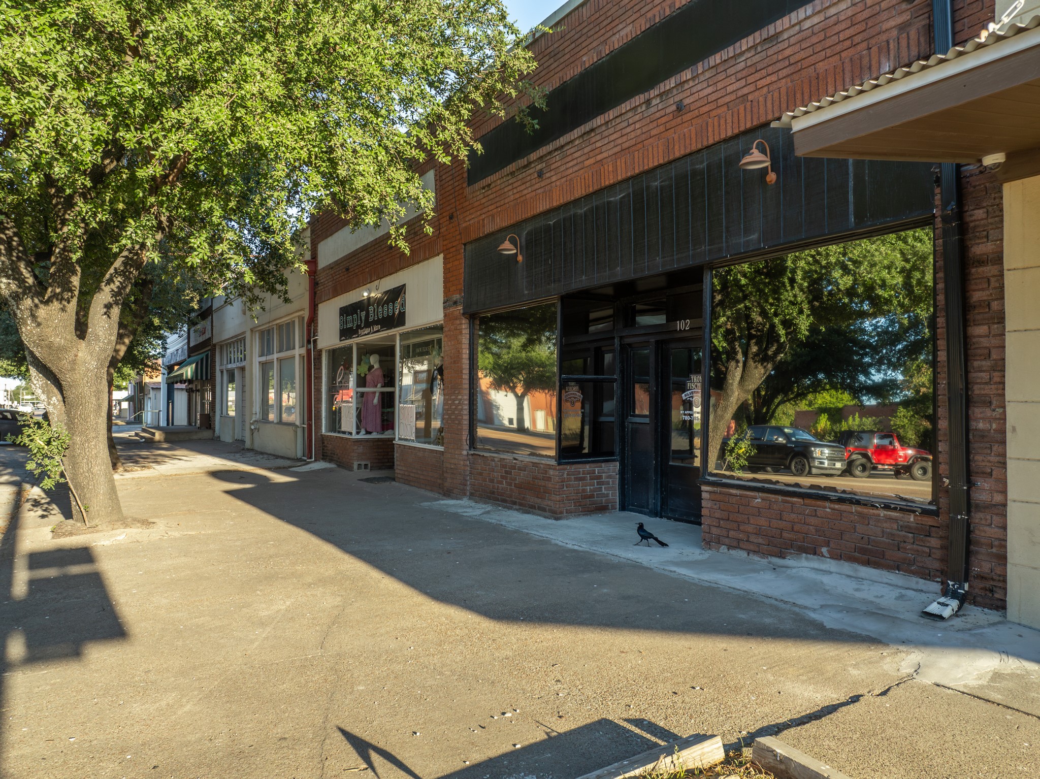 102 & 104 W Elm Street