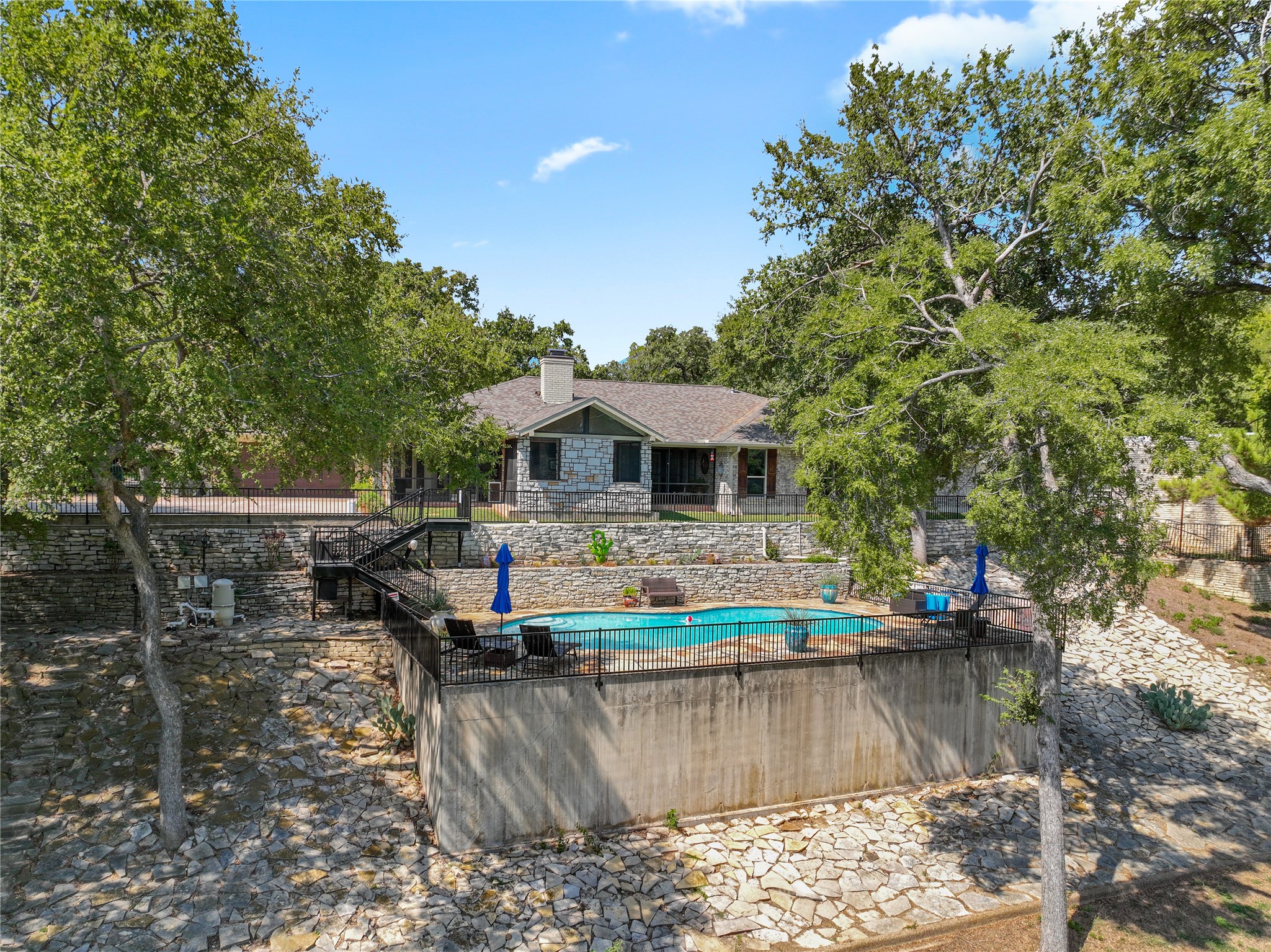 417 Oak Hollow Lane