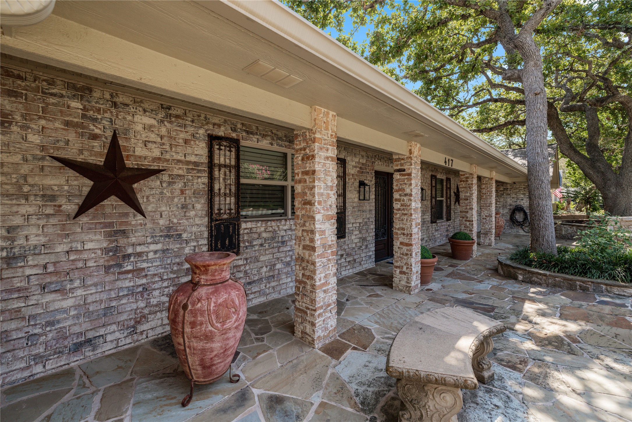 417 Oak Hollow Lane