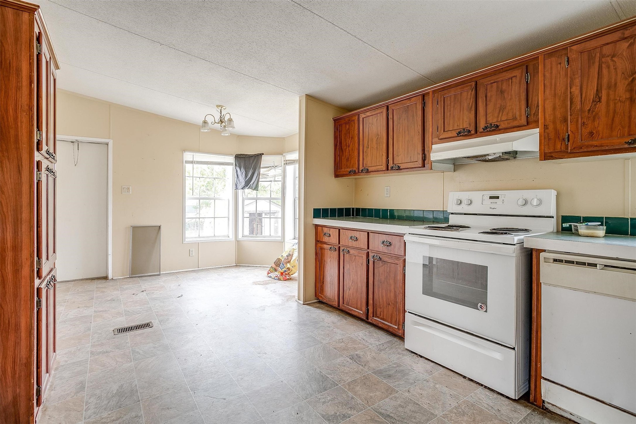 4613 Thomas Acres Road