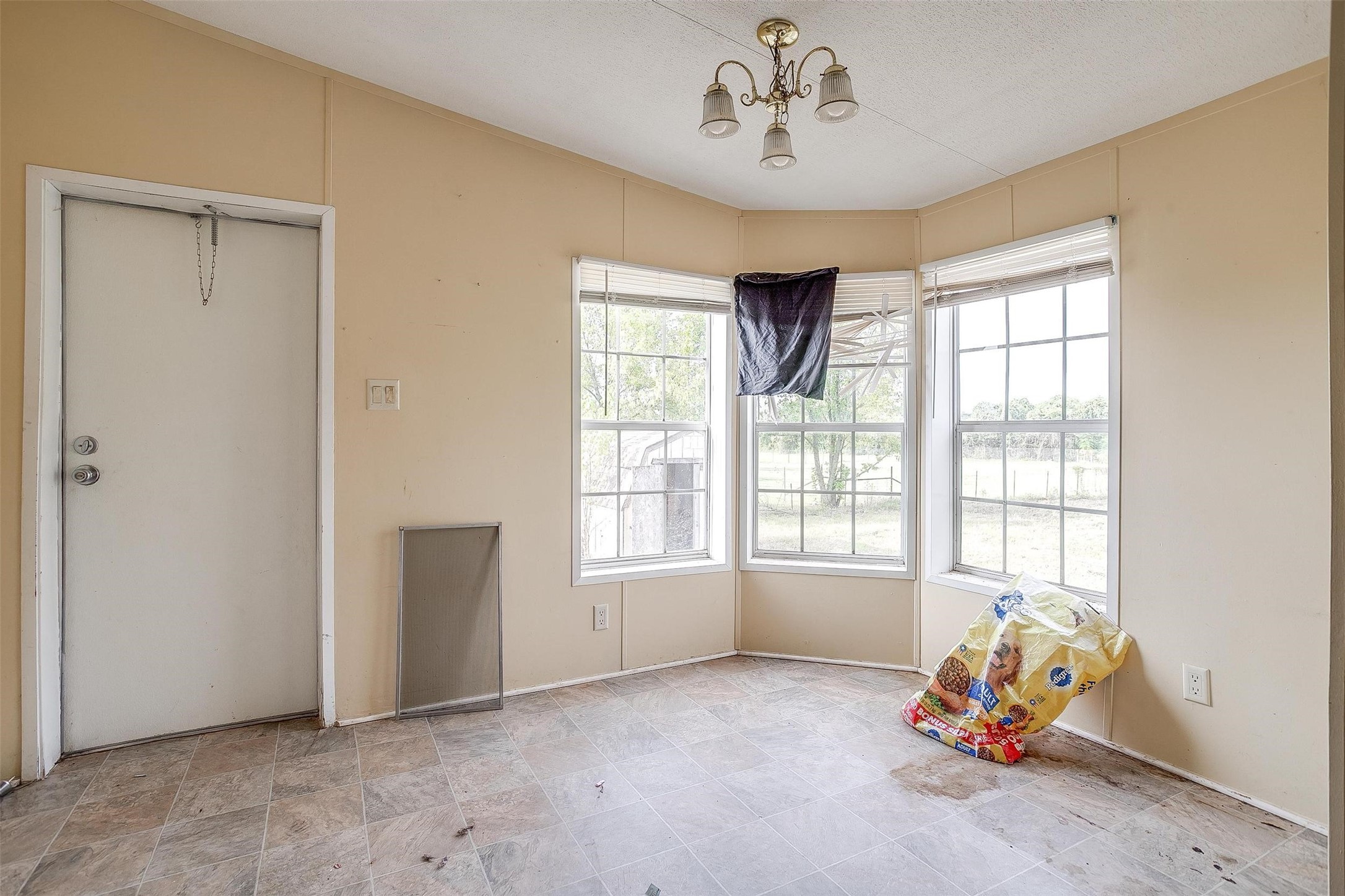 4613 Thomas Acres Road