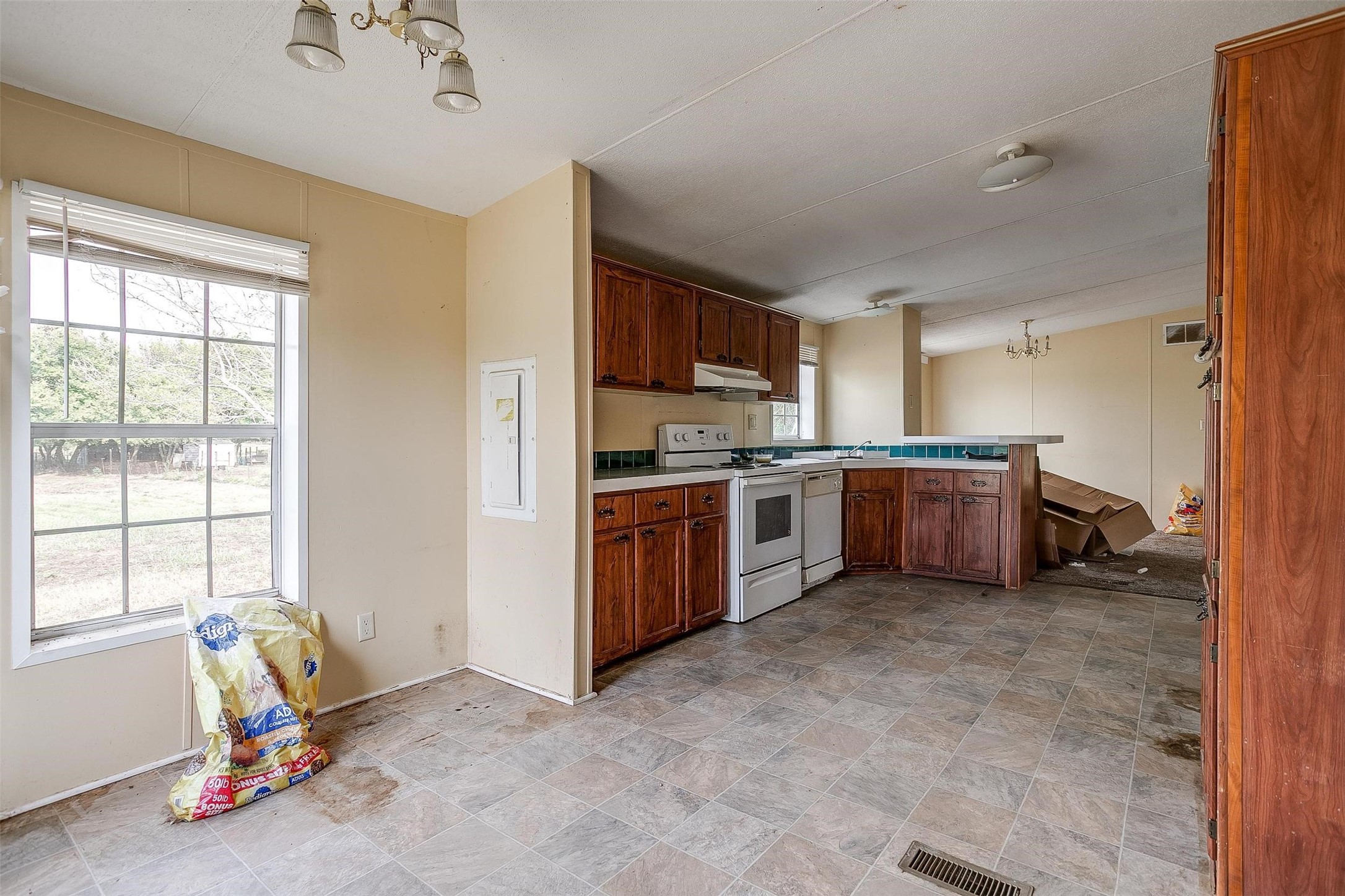 4613 Thomas Acres Road