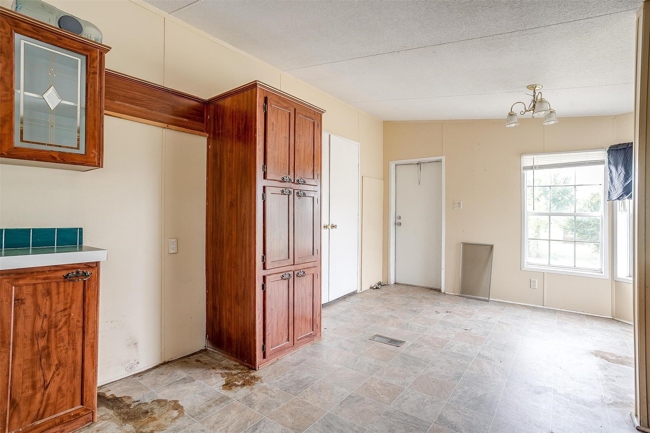 4613 Thomas Acres Road