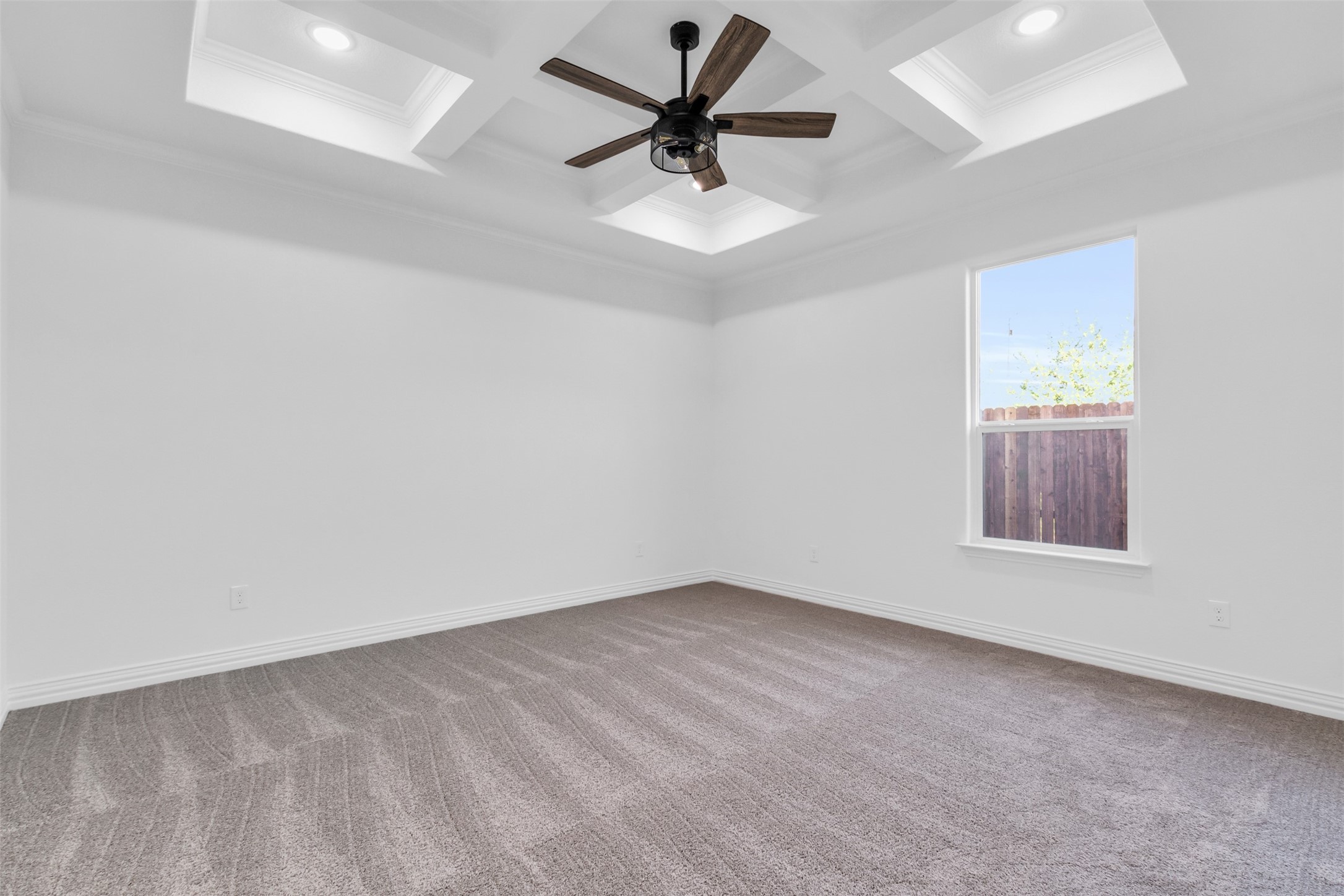 5843 Black Pine Circle