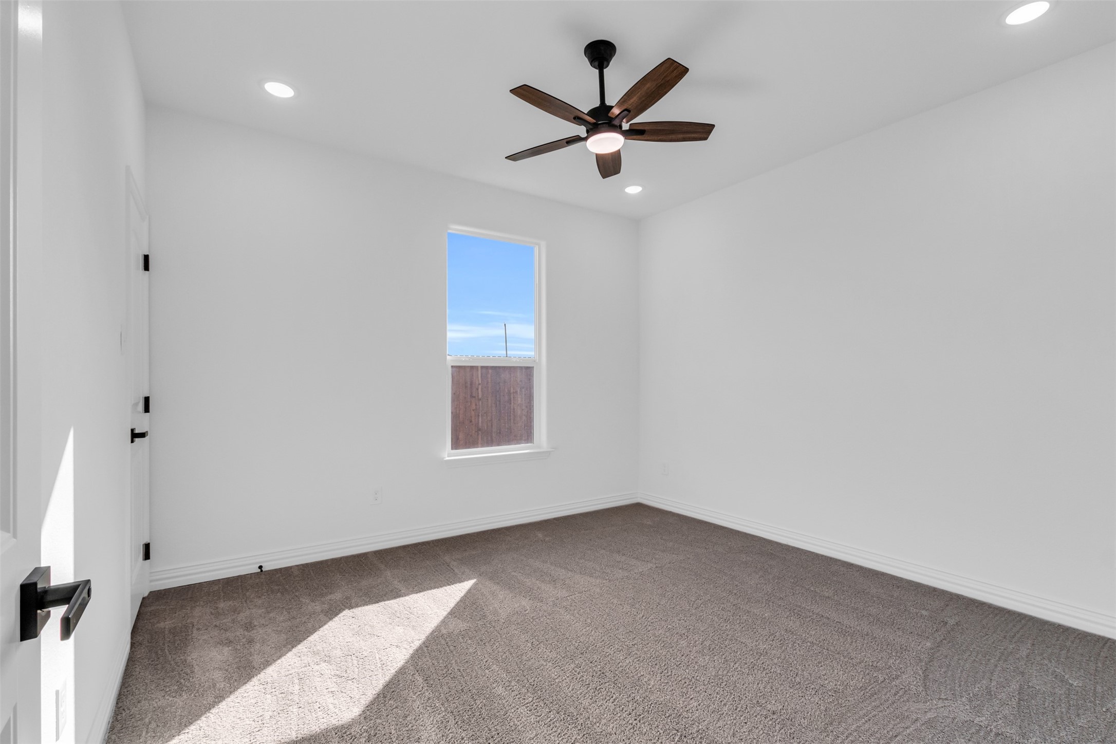 5843 Black Pine Circle