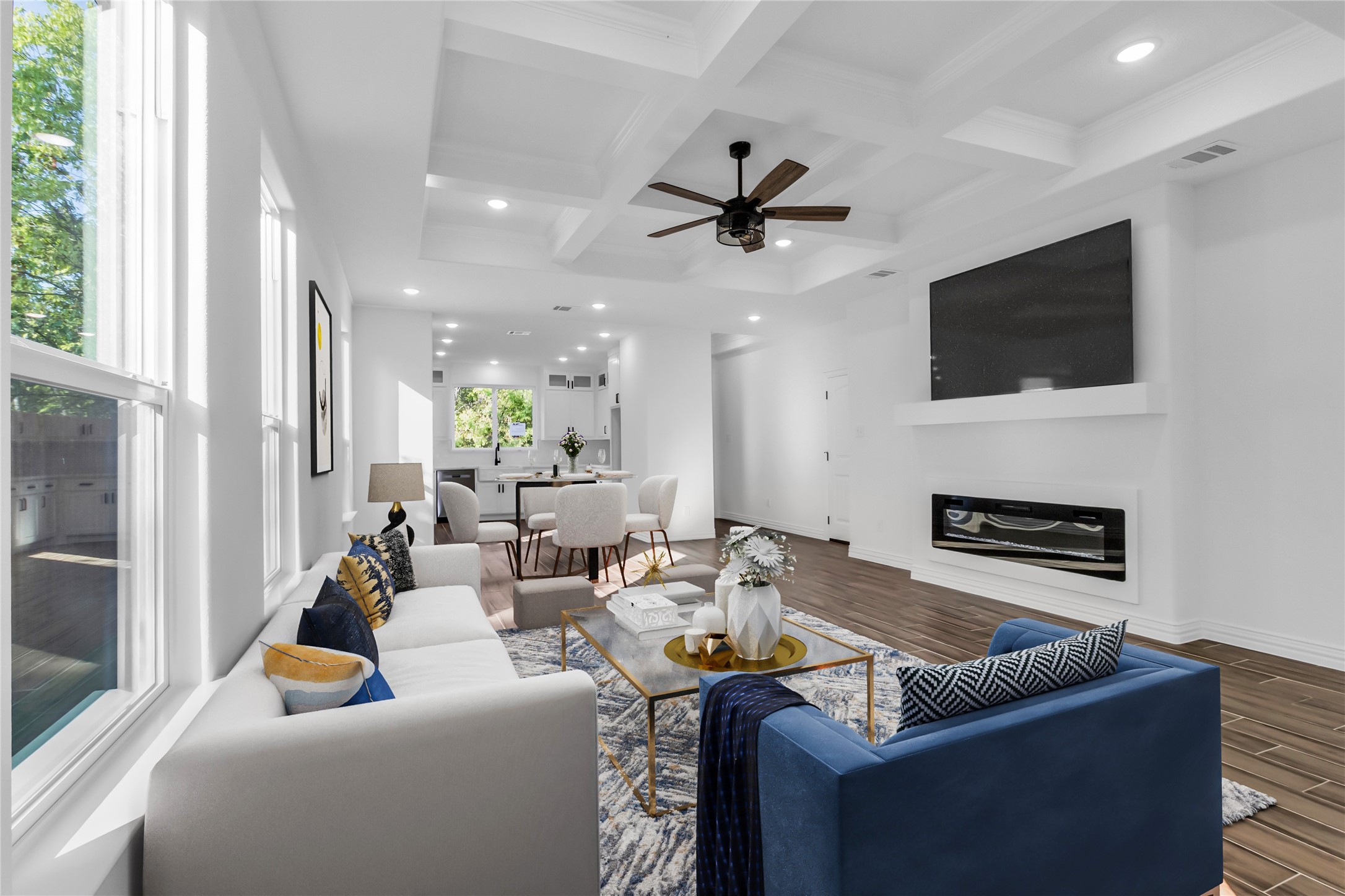 5843 Black Pine Circle