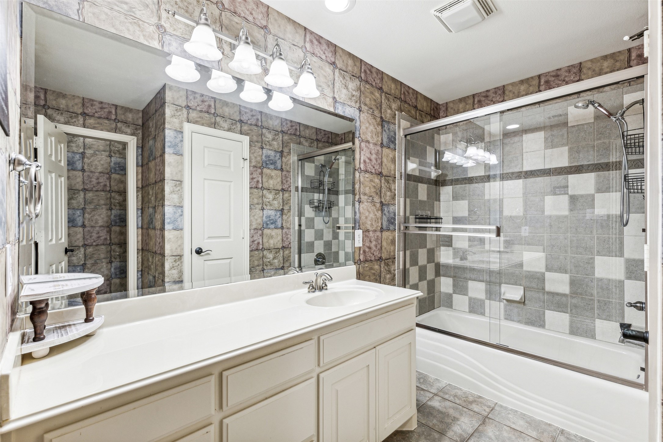4008 Huron Court