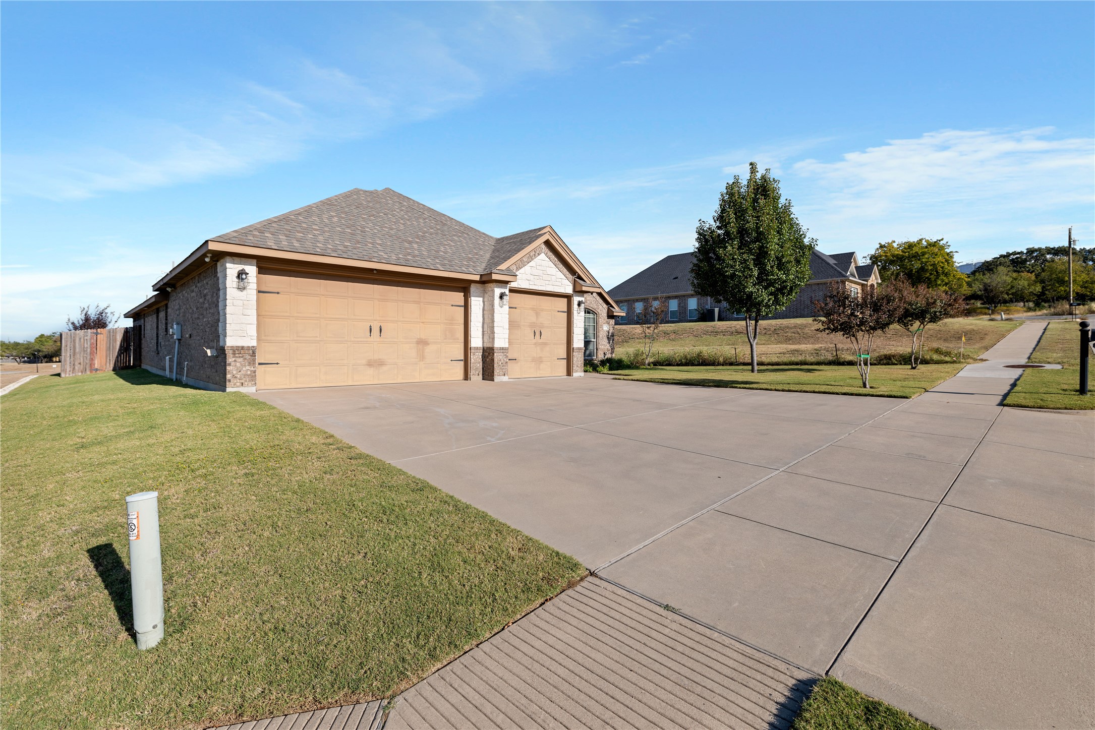 922 White Marlin Drive