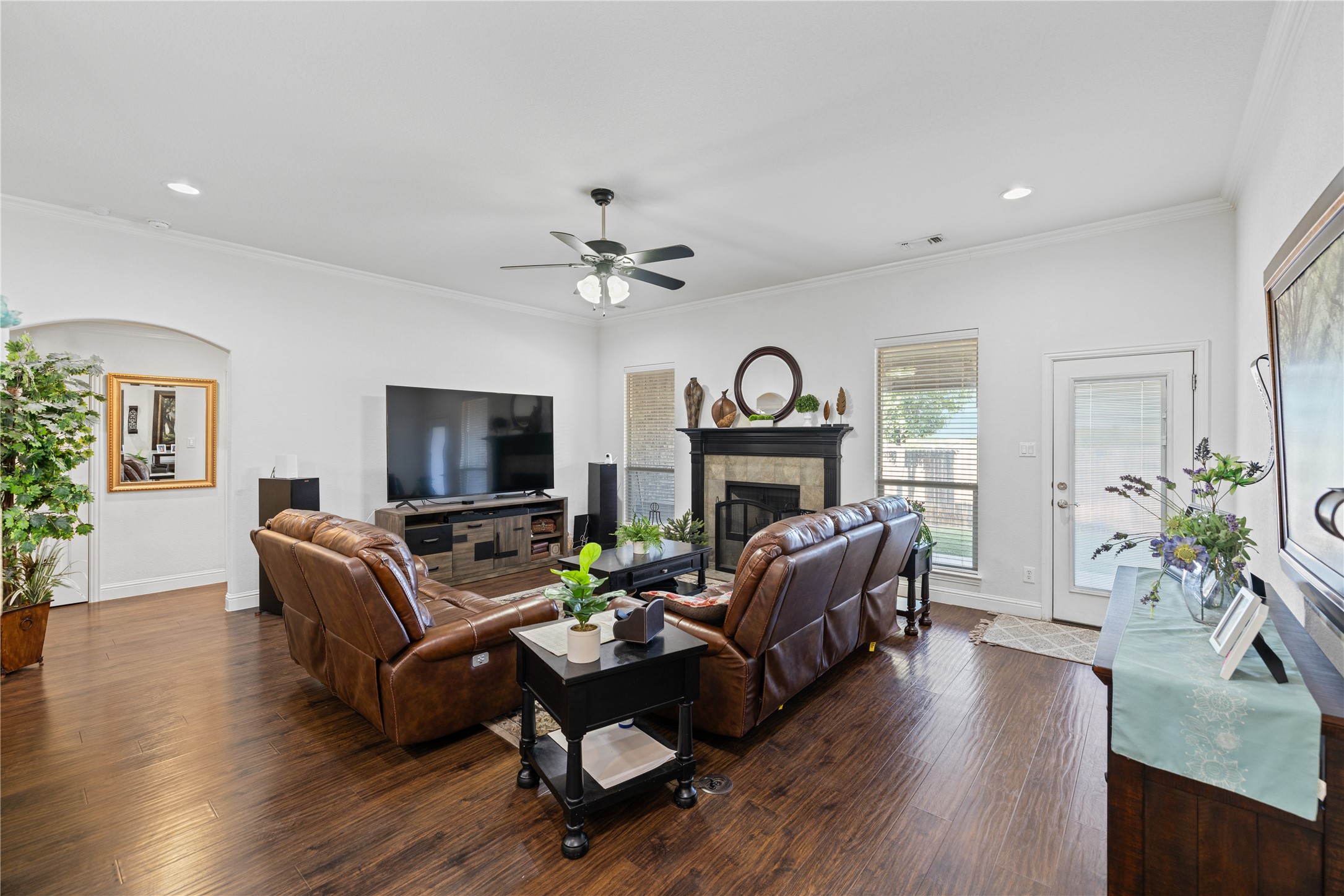 922 White Marlin Drive