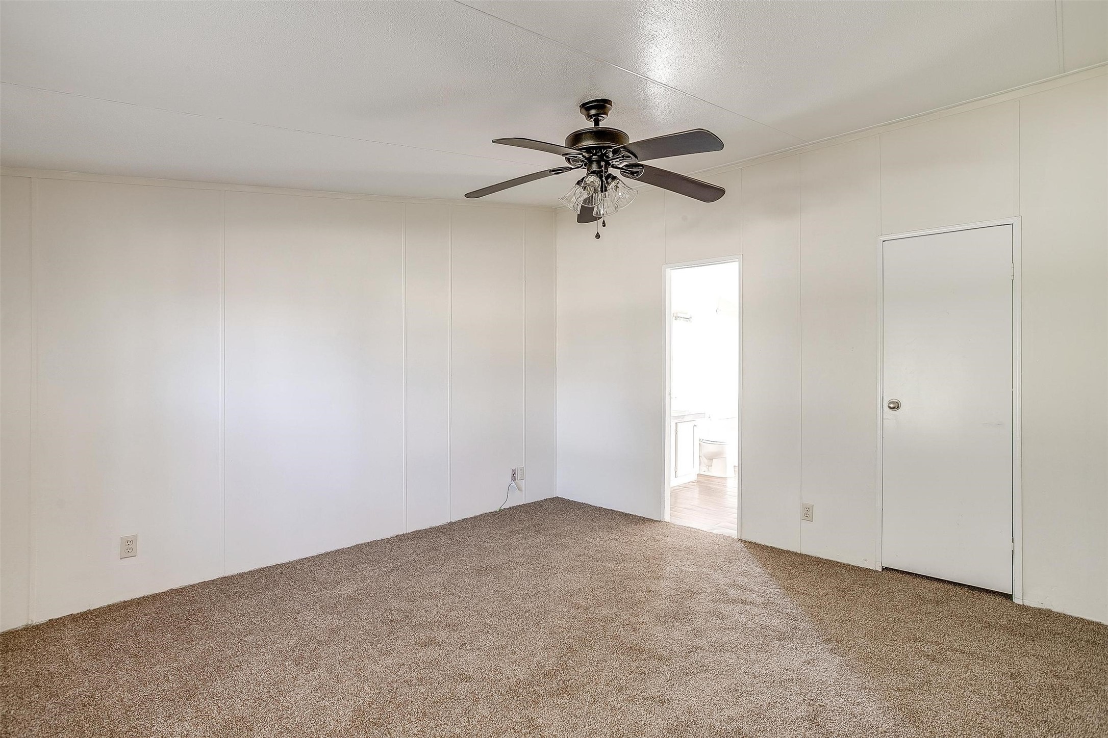 1901 Gale Drive